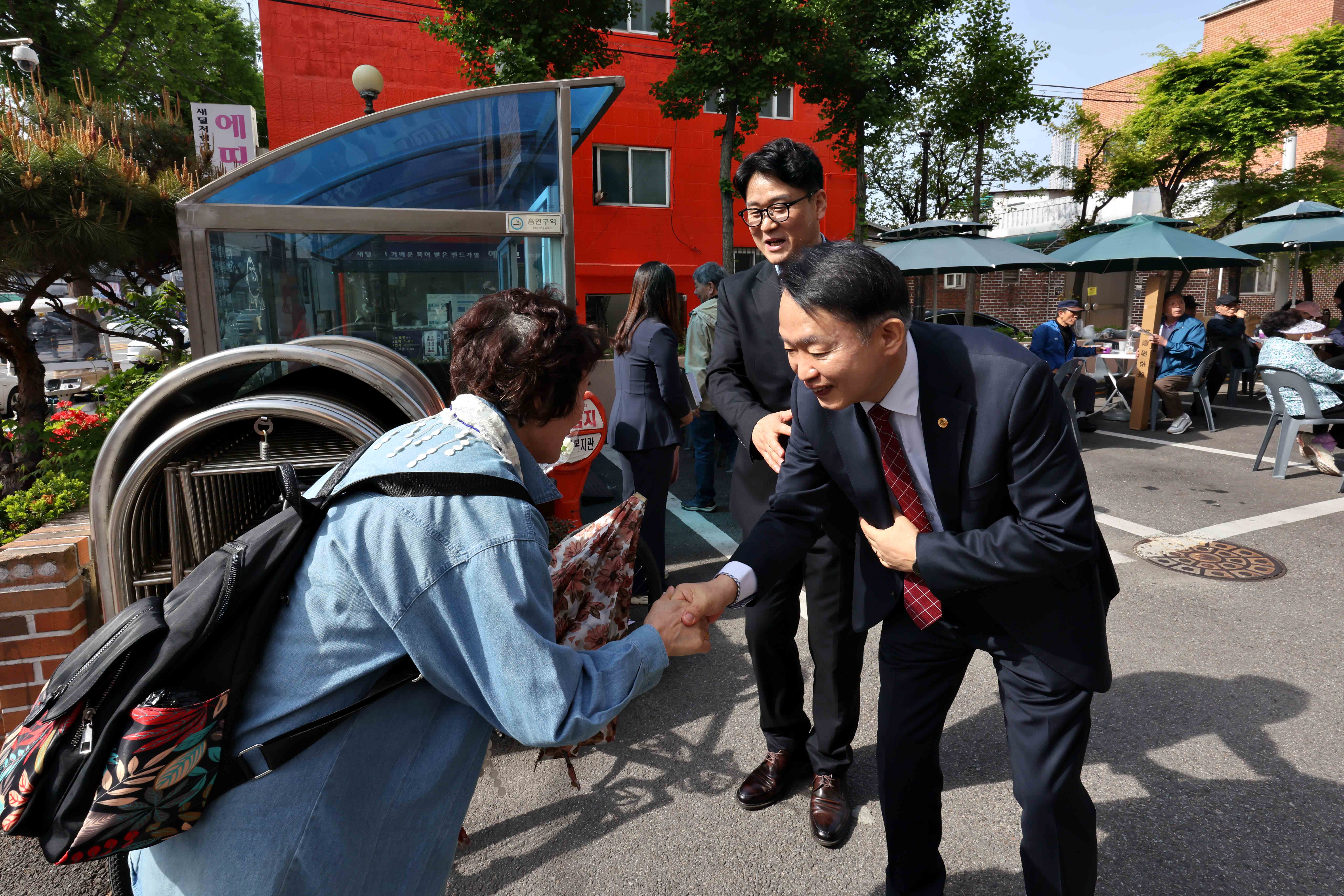 20250508_동구노인복지관_어버이날_기념_어르신_맞이_행사10.jpg 이미지