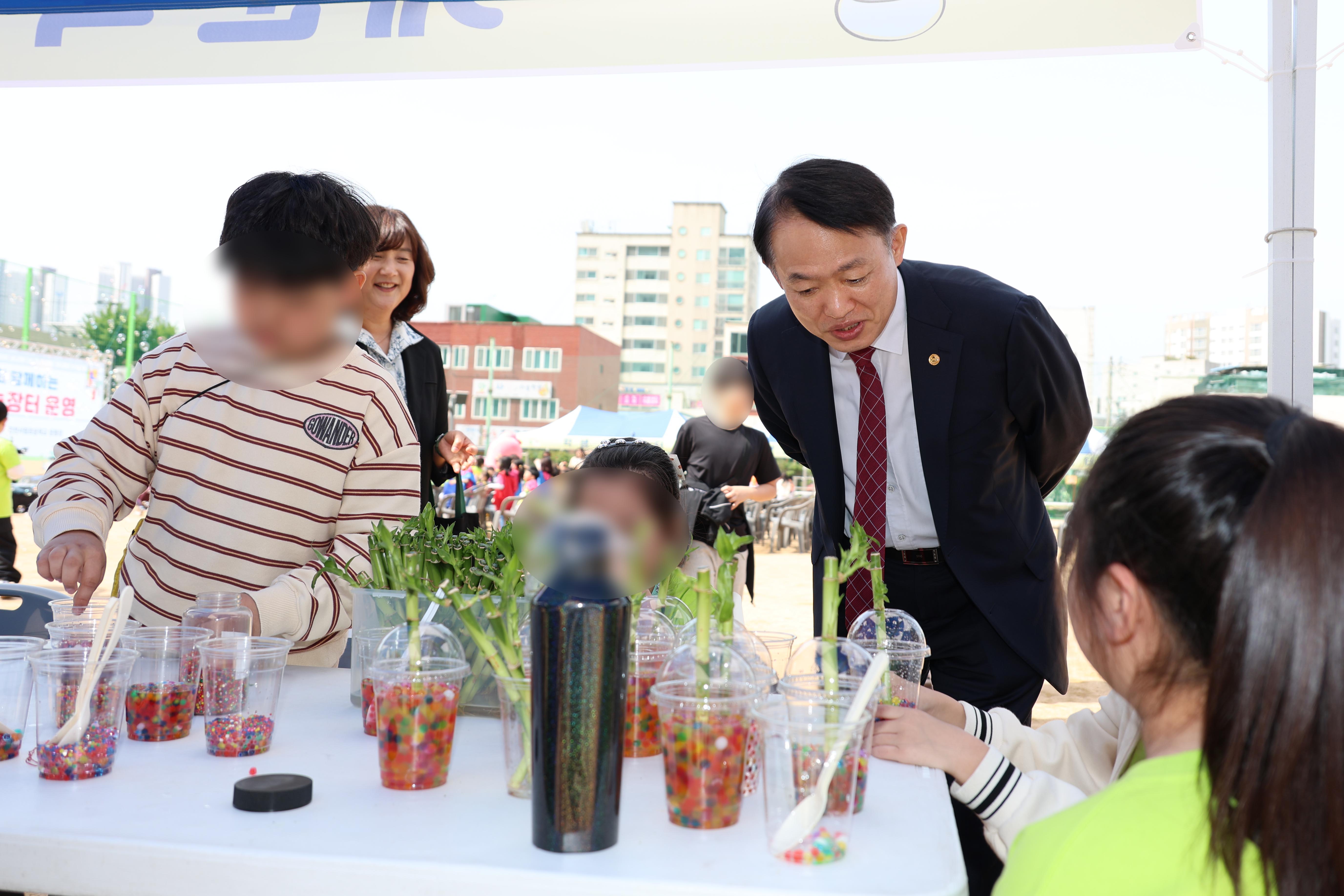 20250508_서림초등학교_찾아가는_자원순환_나눔장터-5.jpg 이미지