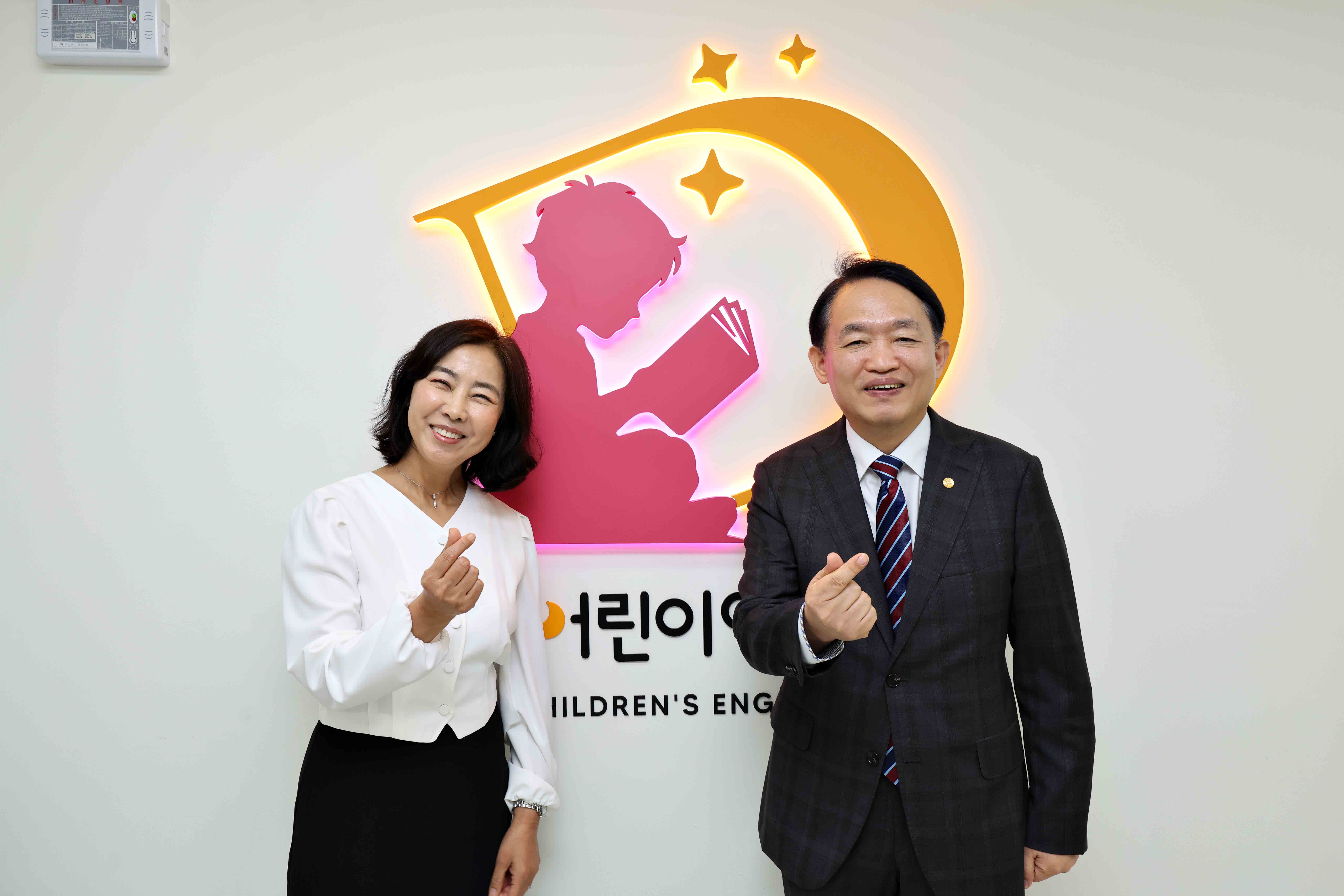20250520_정정혜_작가와_함께하는_북토크5.jpg 이미지