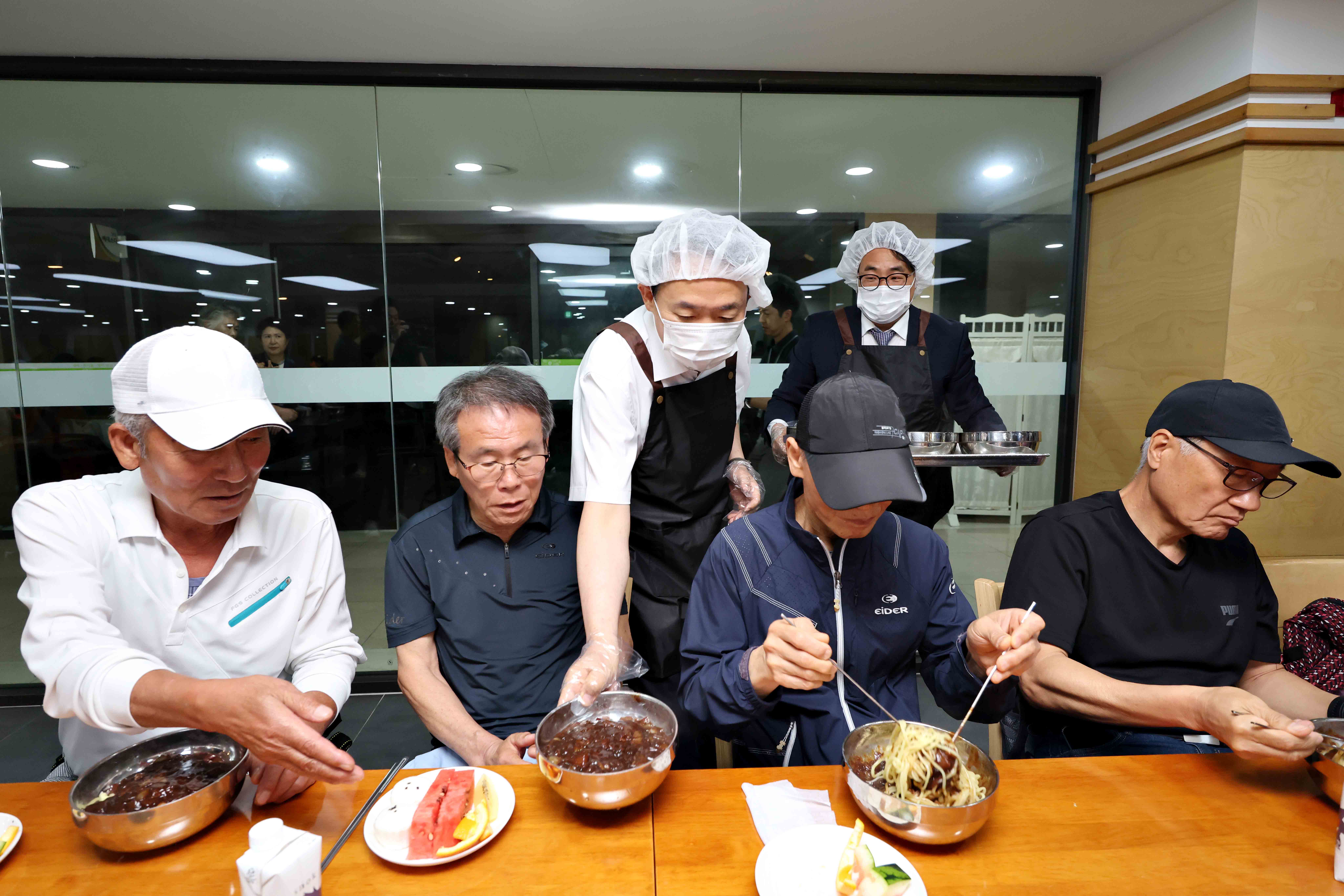 20250610_행복을_드리는_짜장면_나눔_DAY9.jpg 이미지