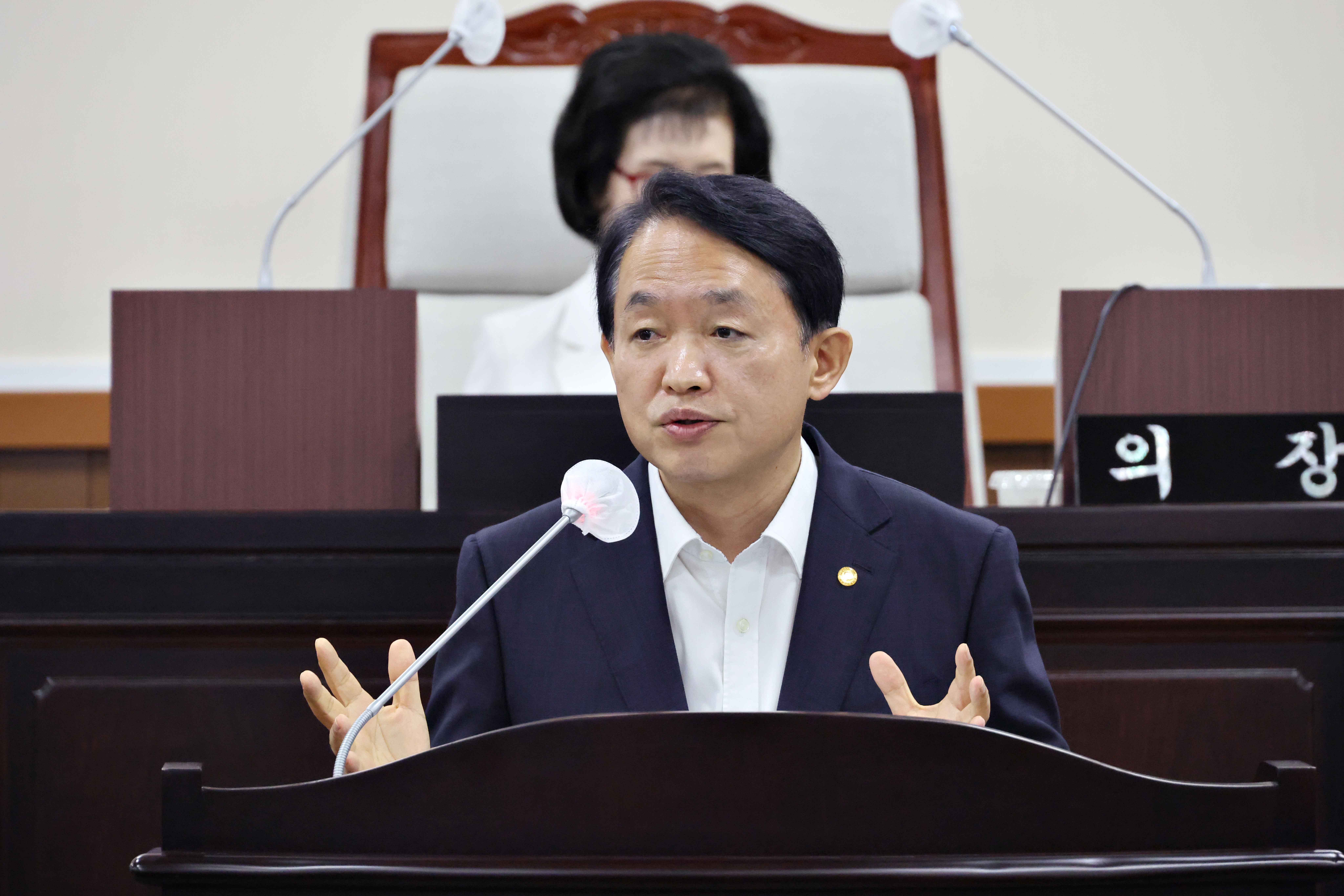 20250616_제284회_동구의회_제1차_정례회_제3차_본회의_구정질문_답변12.jpg 이미지