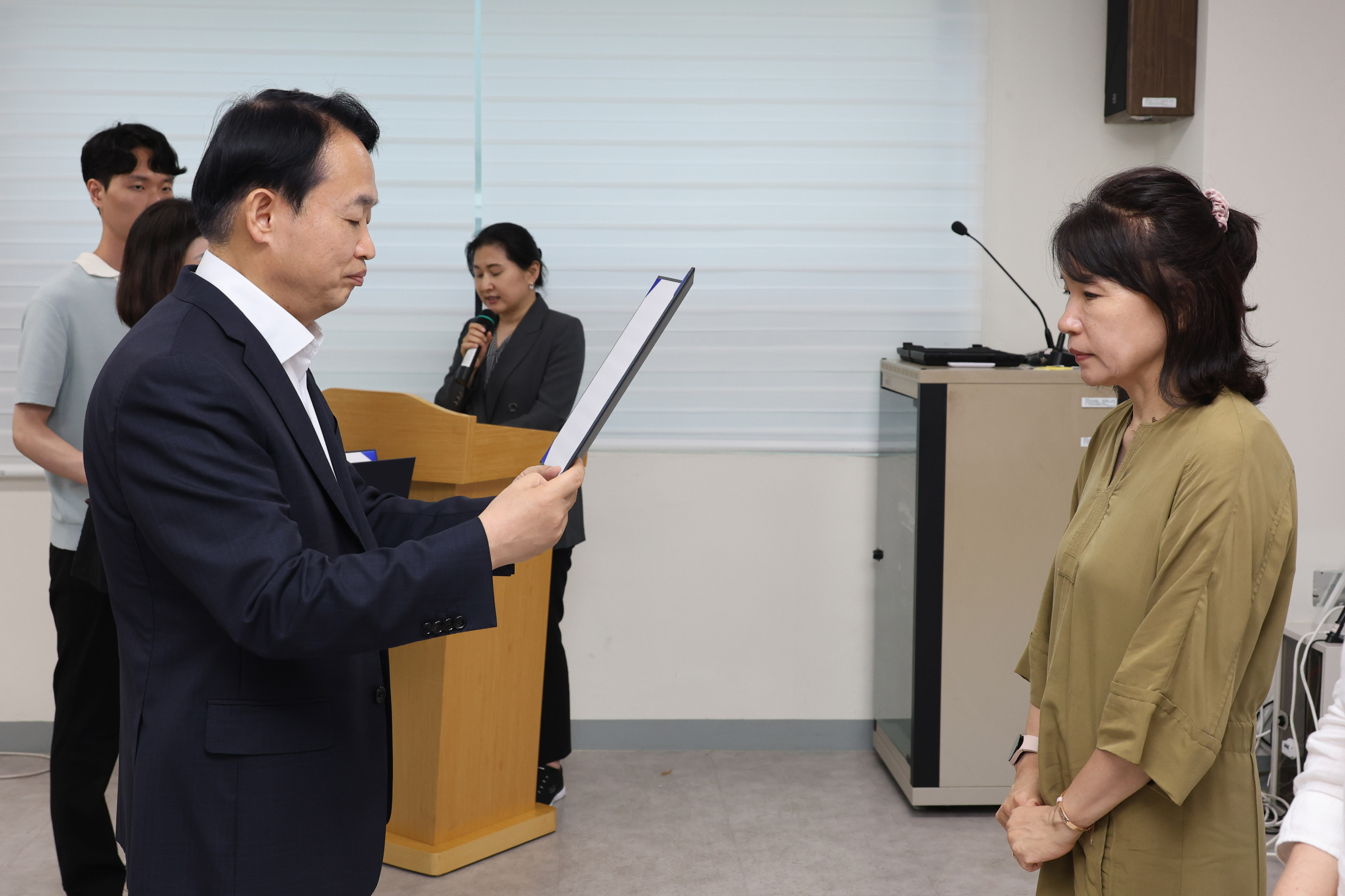 20250701_송림1동_주민자치회_3기_추가위원_위촉식-2.jpg 이미지