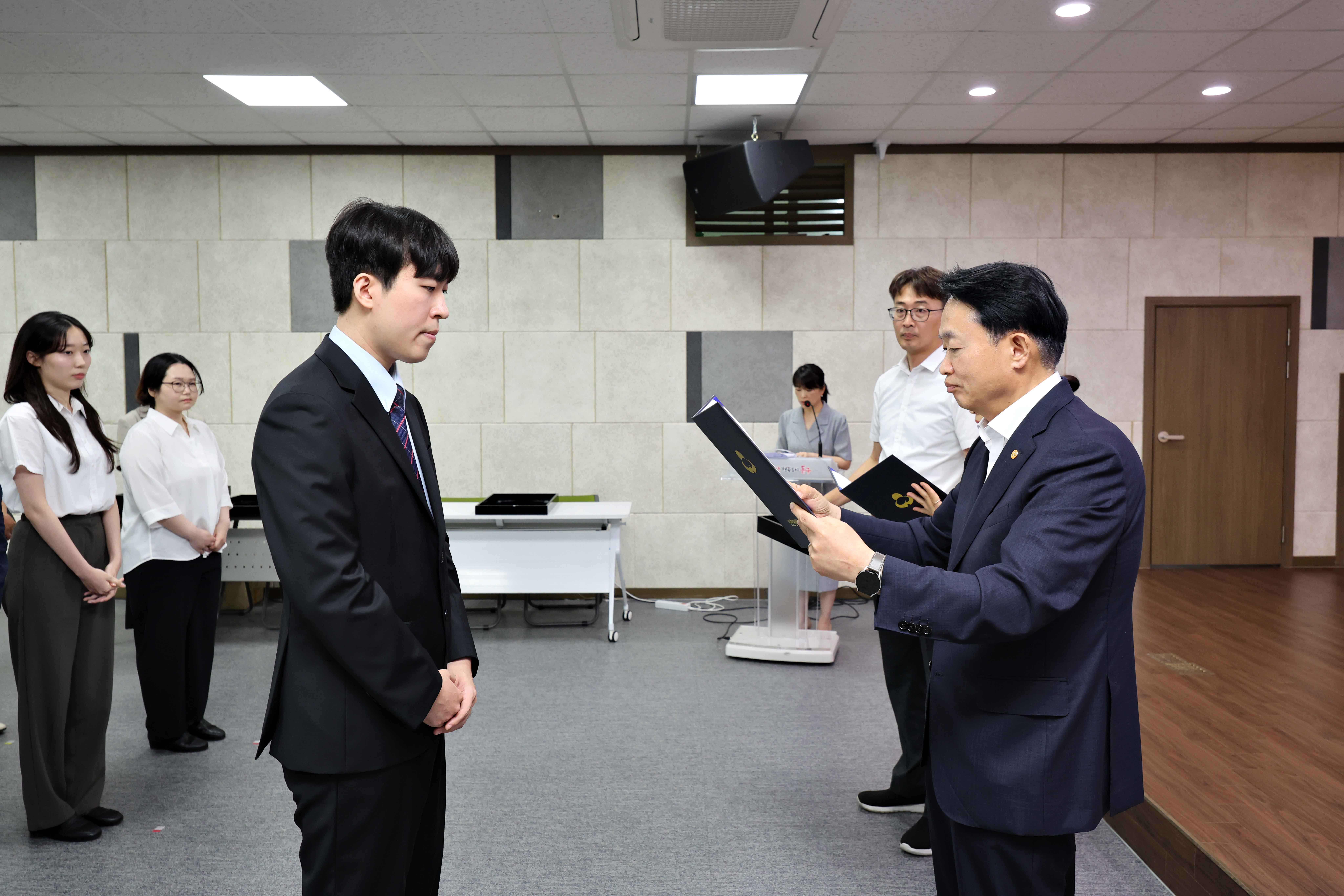 20250704_임용장_수여식9.jpg 이미지