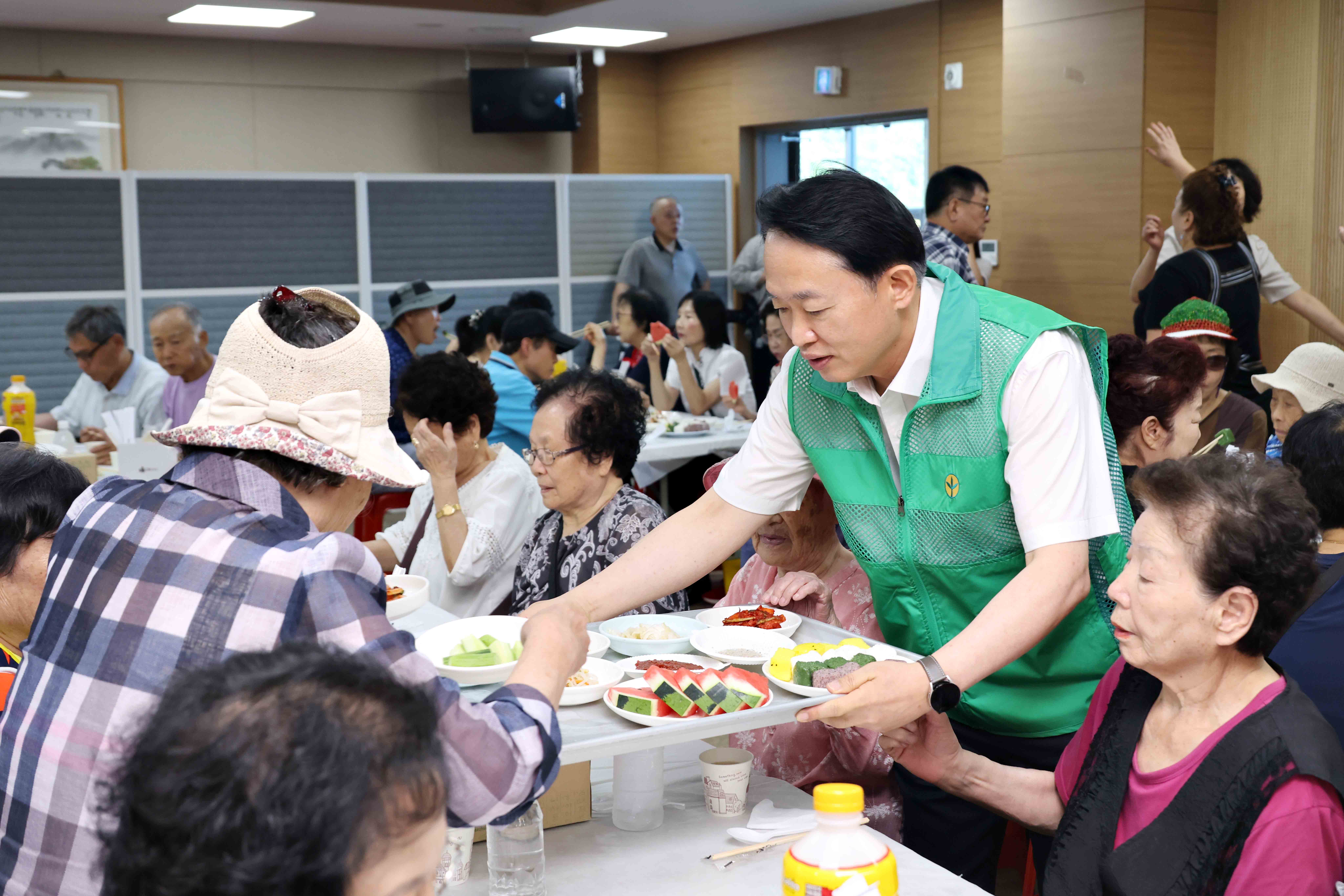 20250708_송림35동_사랑의_효_나눔_행사5.jpg 이미지