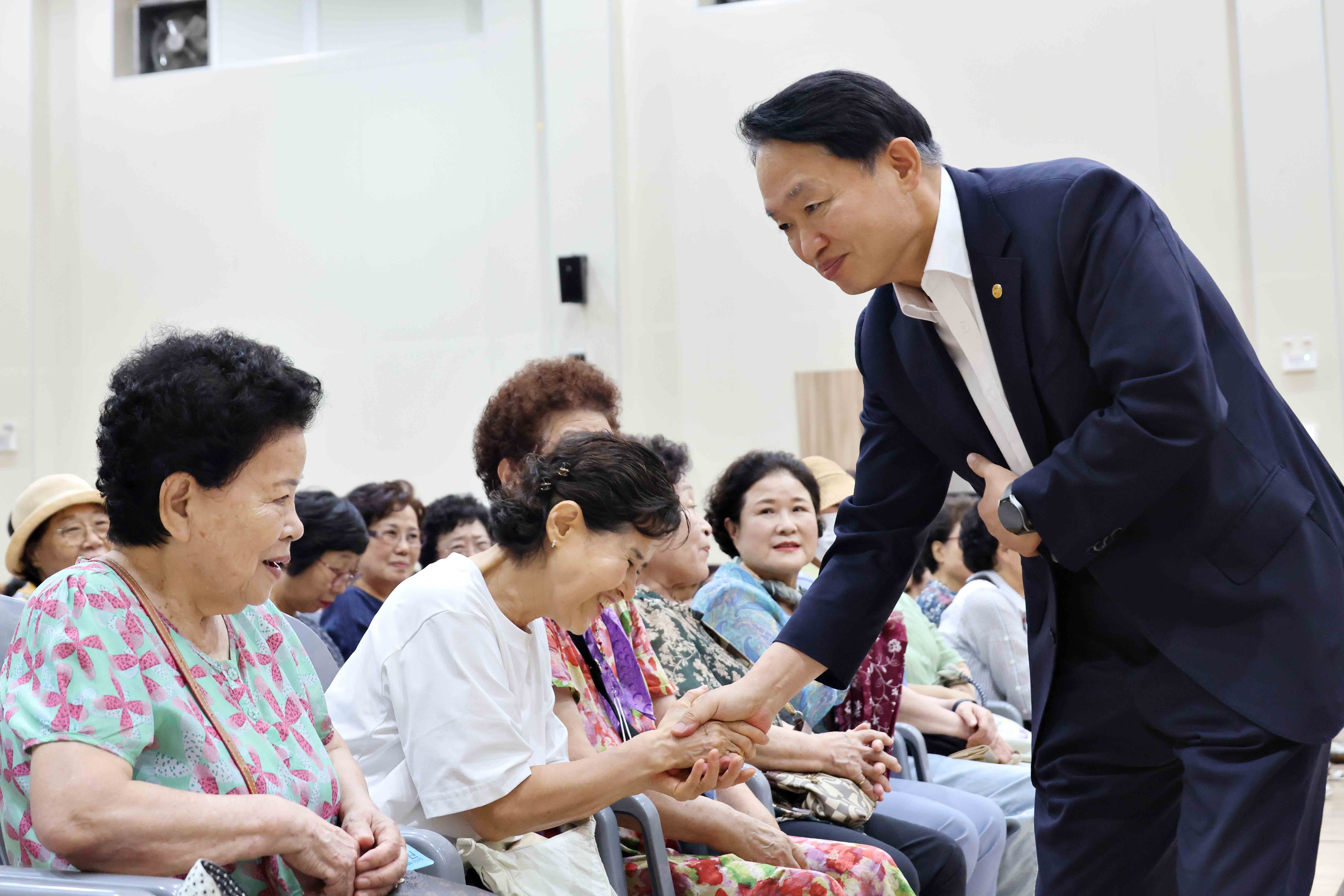 20250801_2025년_노인_일자리_및_사회활동_지원사업_참여자교육8.jpg 이미지