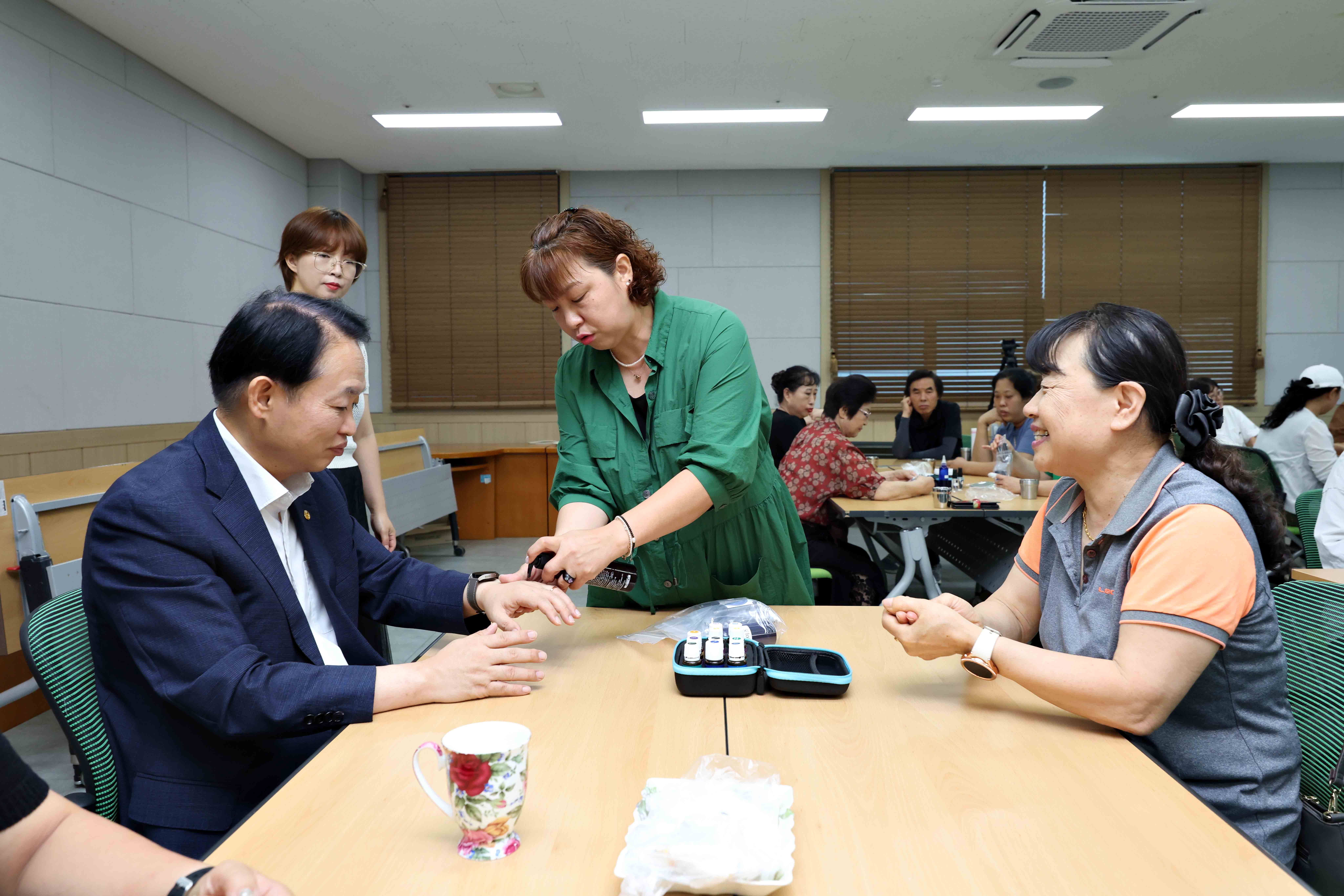 20250910_9월_소통공감의_날_자원봉사센터3.jpg 이미지