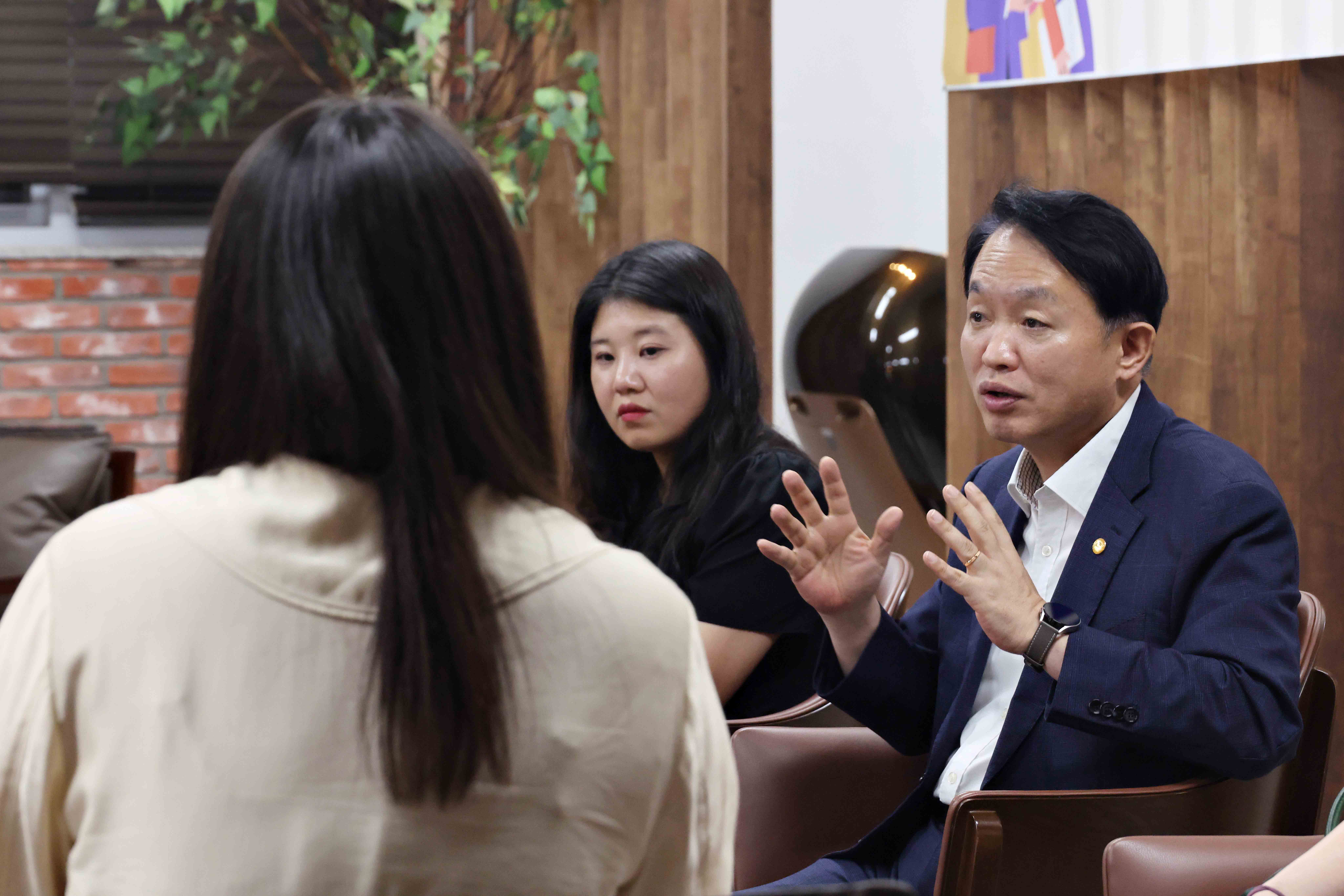 20250911_구청장과_함께하는_정책주제별_좌담회4.jpg 이미지