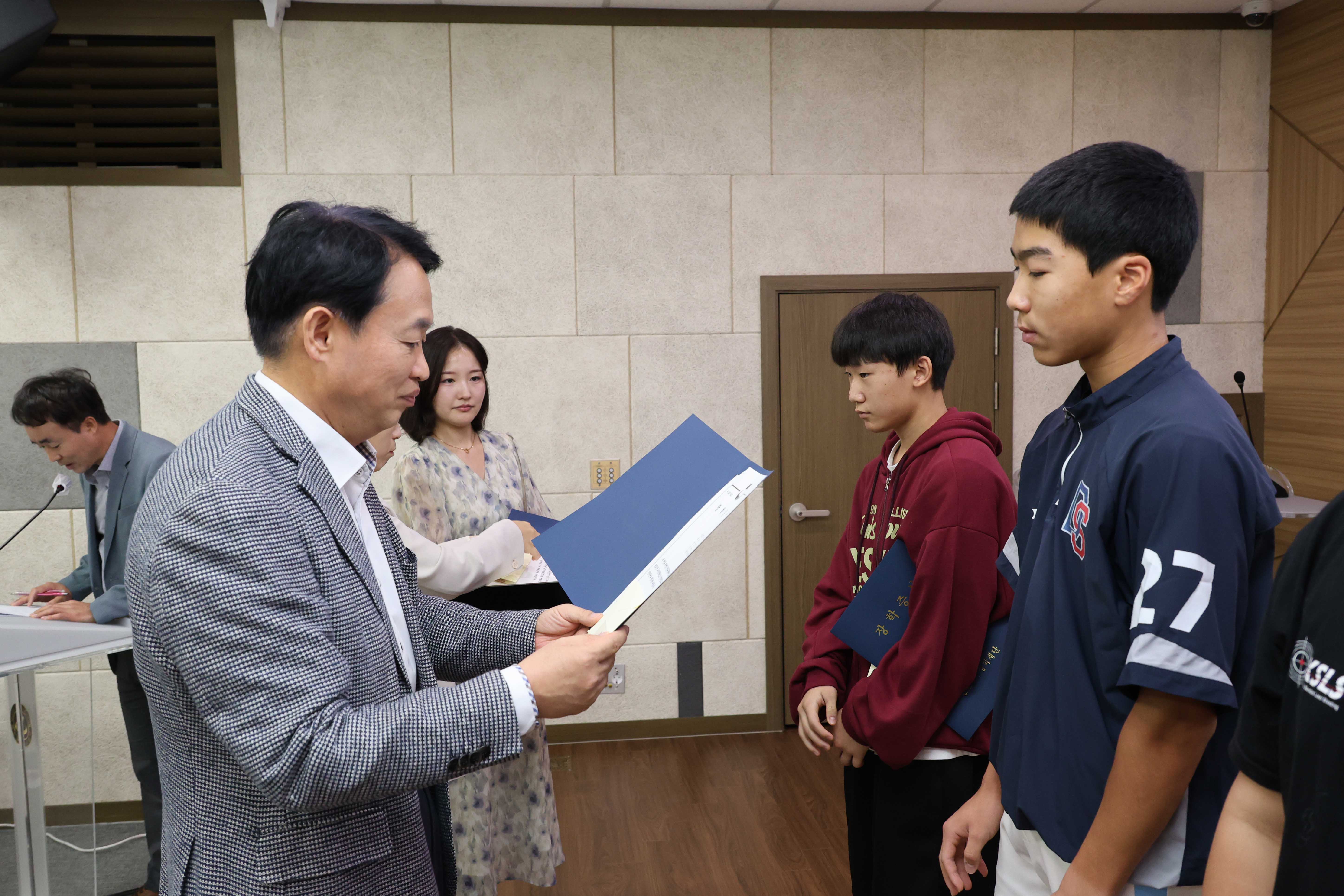 20251018_2025년도_창의인재_특기장학생_장학증서_수여식-3.jpg 이미지