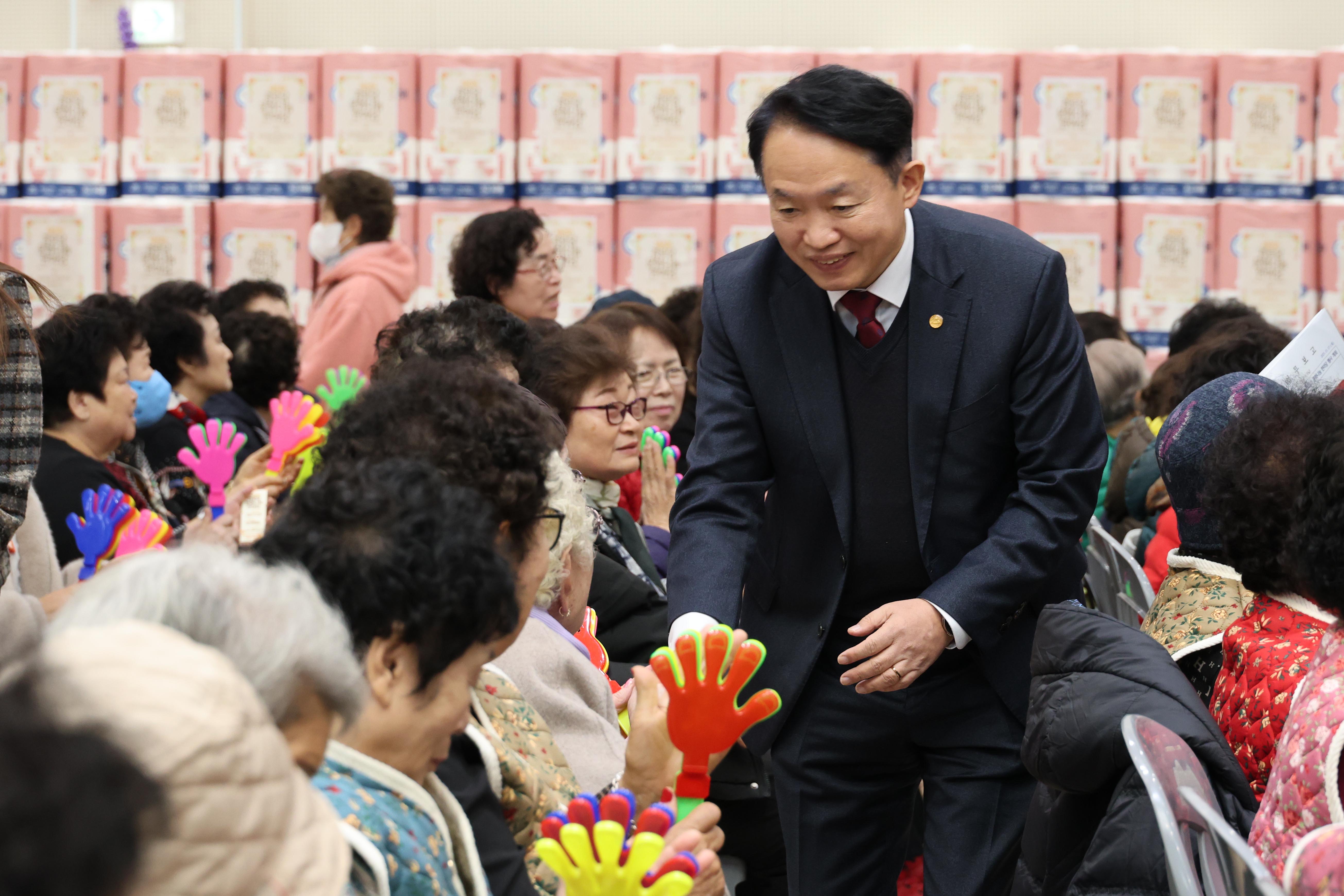 20251121_경로당_문화나눔_한마당-5.jpg 이미지