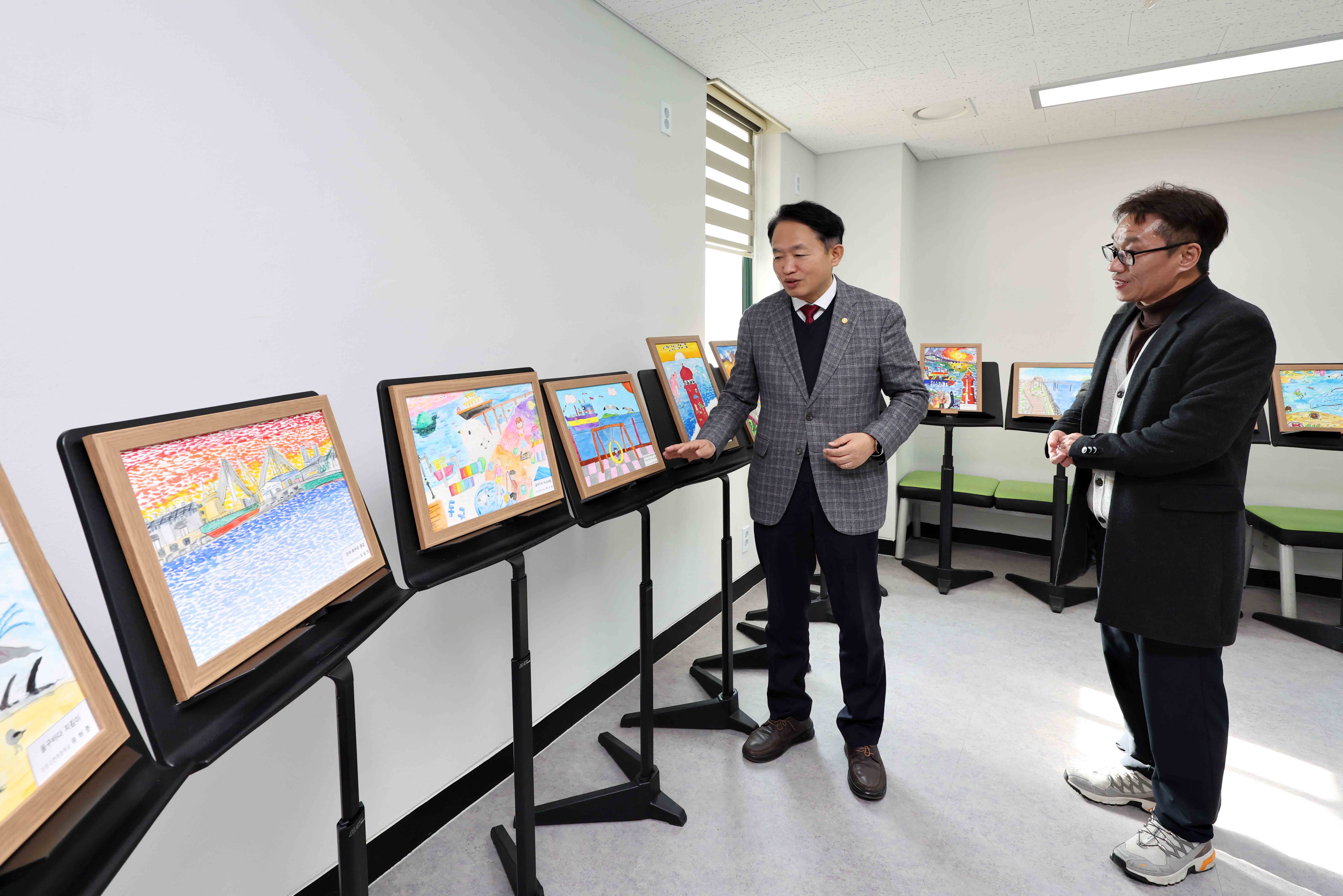 20251202_2025_동구바다_그리기_대회_시상식2.jpg 이미지