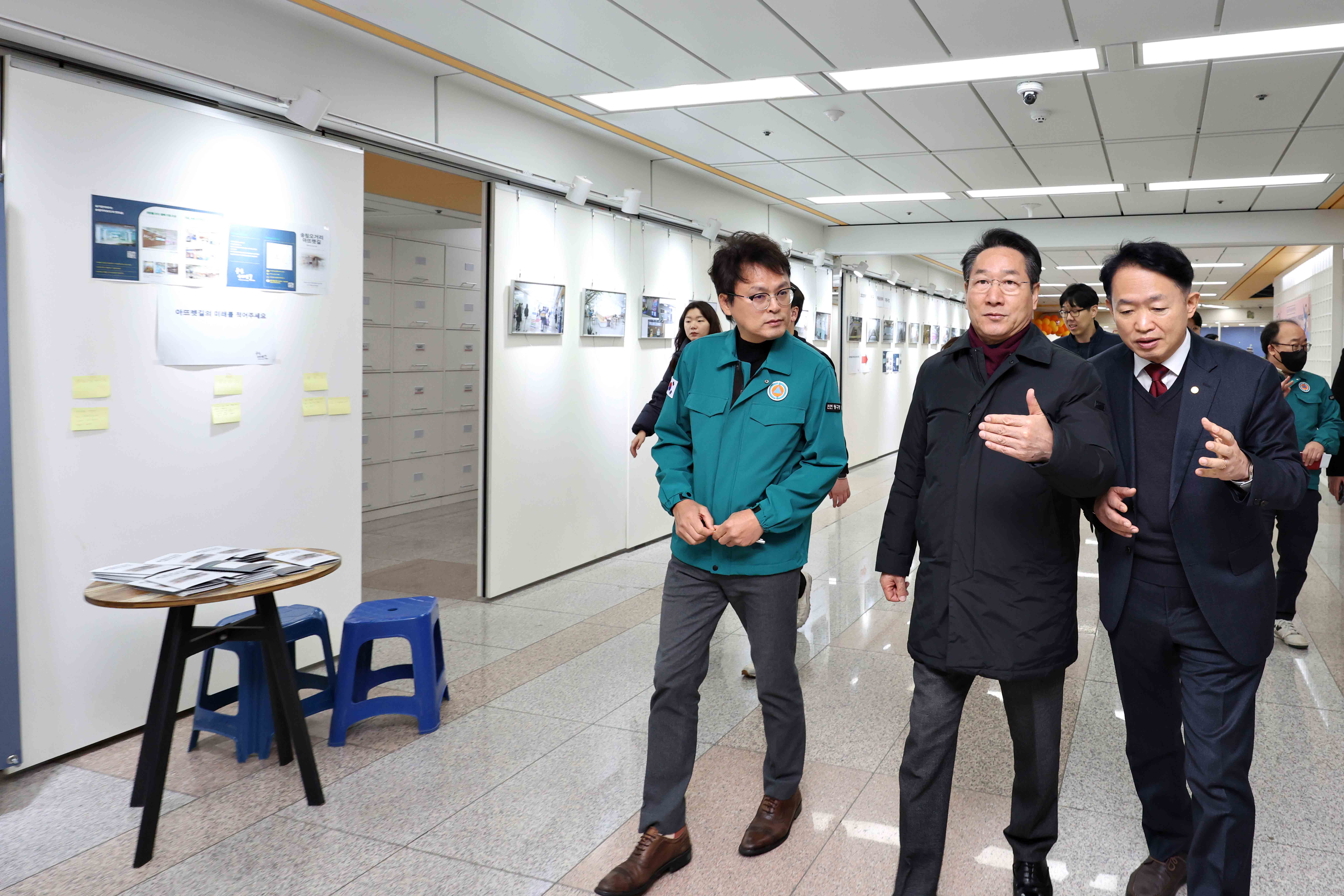 20251208_겨울철_한파_관련_현장방문_쪽방촌_아뜨렛길_지하광장8.jpg 이미지