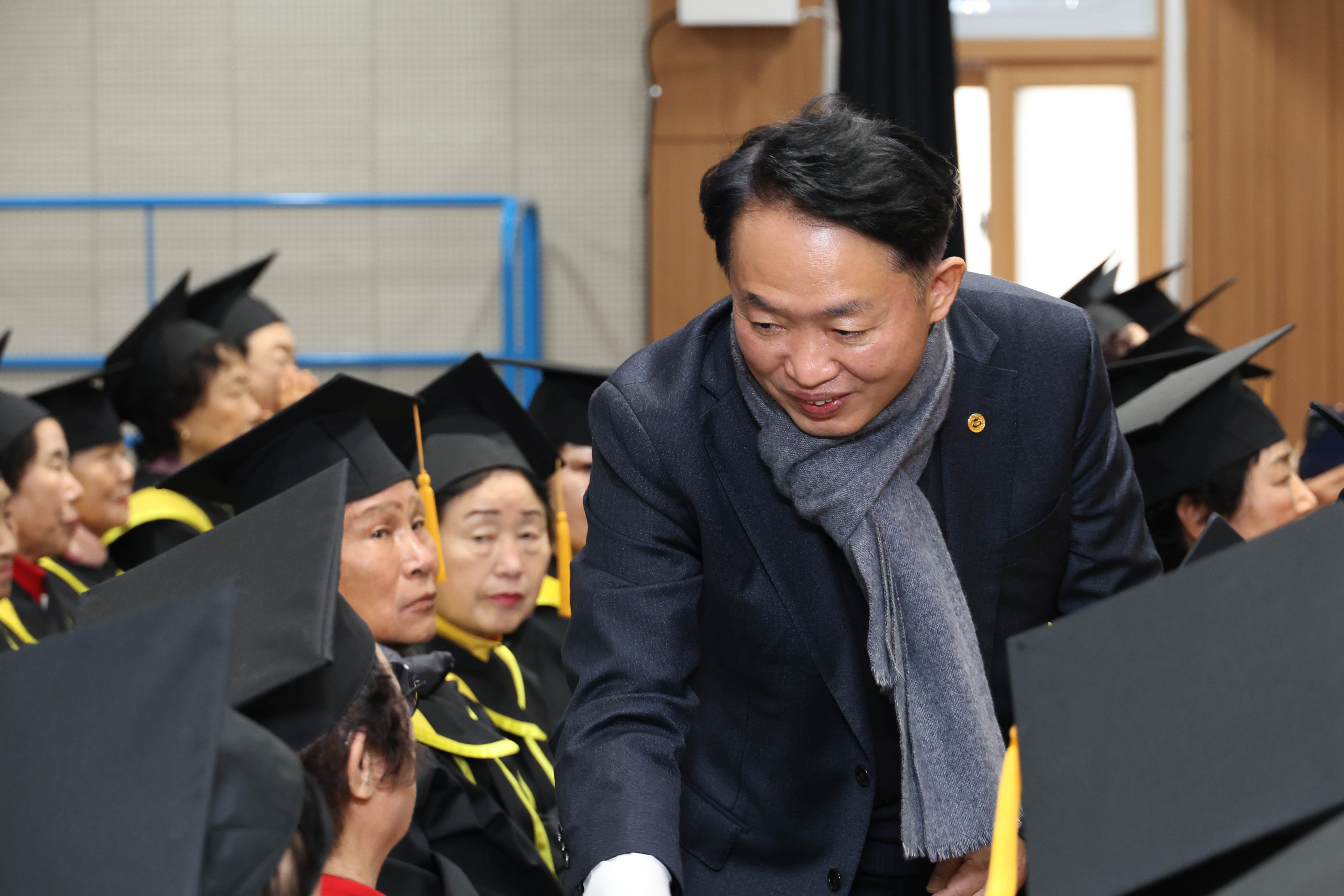 20251210_2025년_제37기_노인대학_수료식-9.jpg 이미지