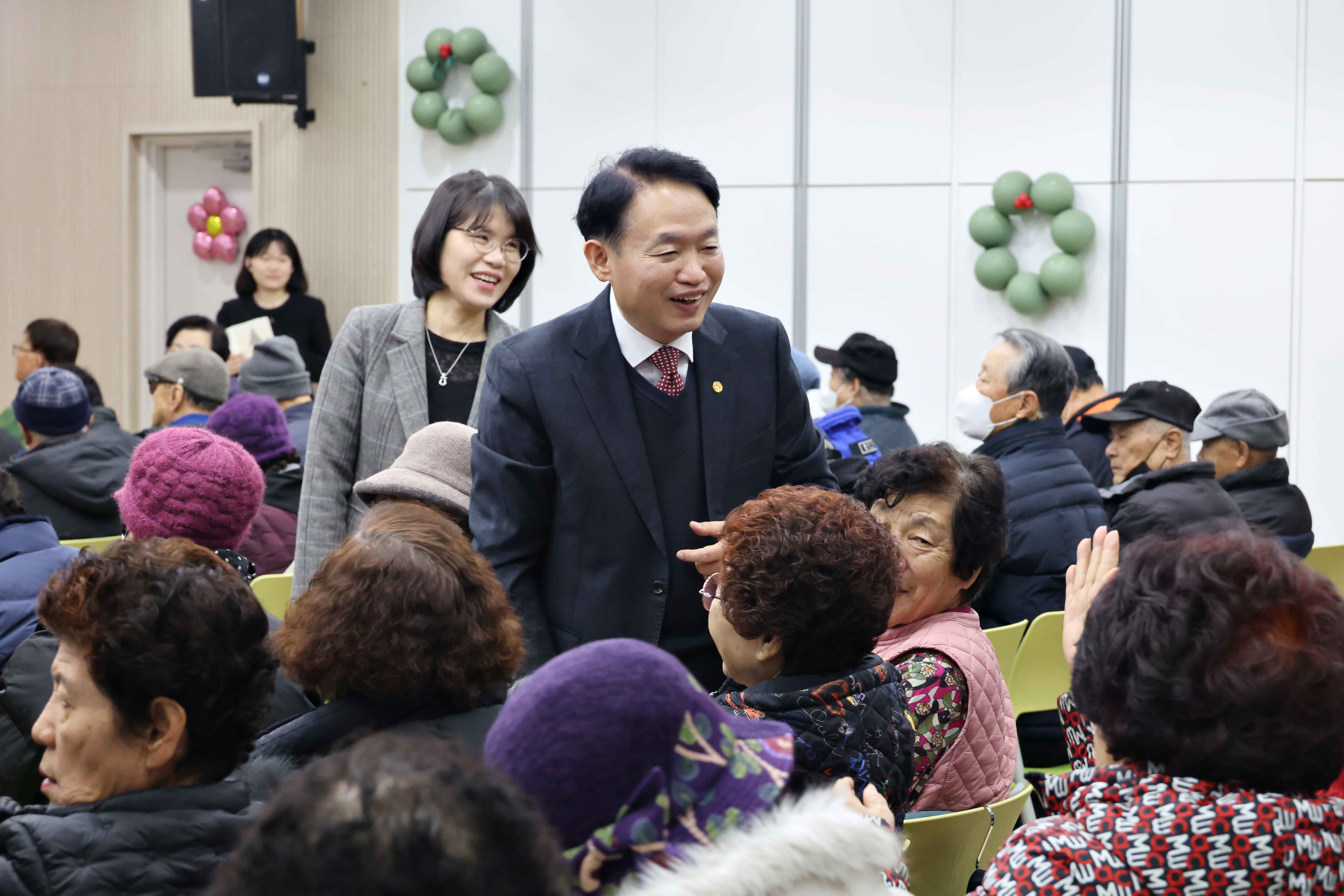 20251217_송현노인복지관_노인일자리_및_사회활동지원사업_평가회8.jpg 이미지