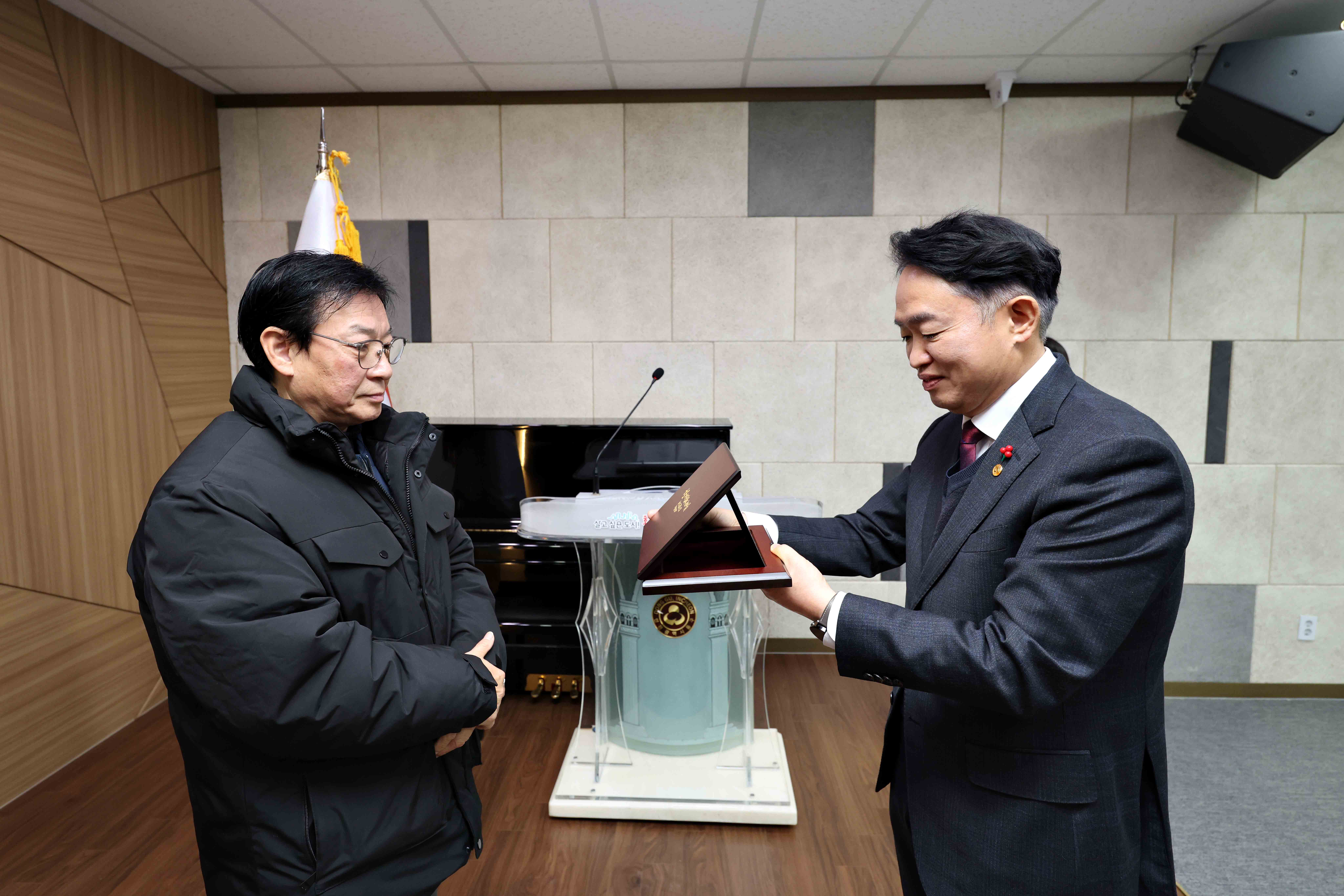 20251224_2025년_하반기_퇴임_공로연수식18.jpg 이미지