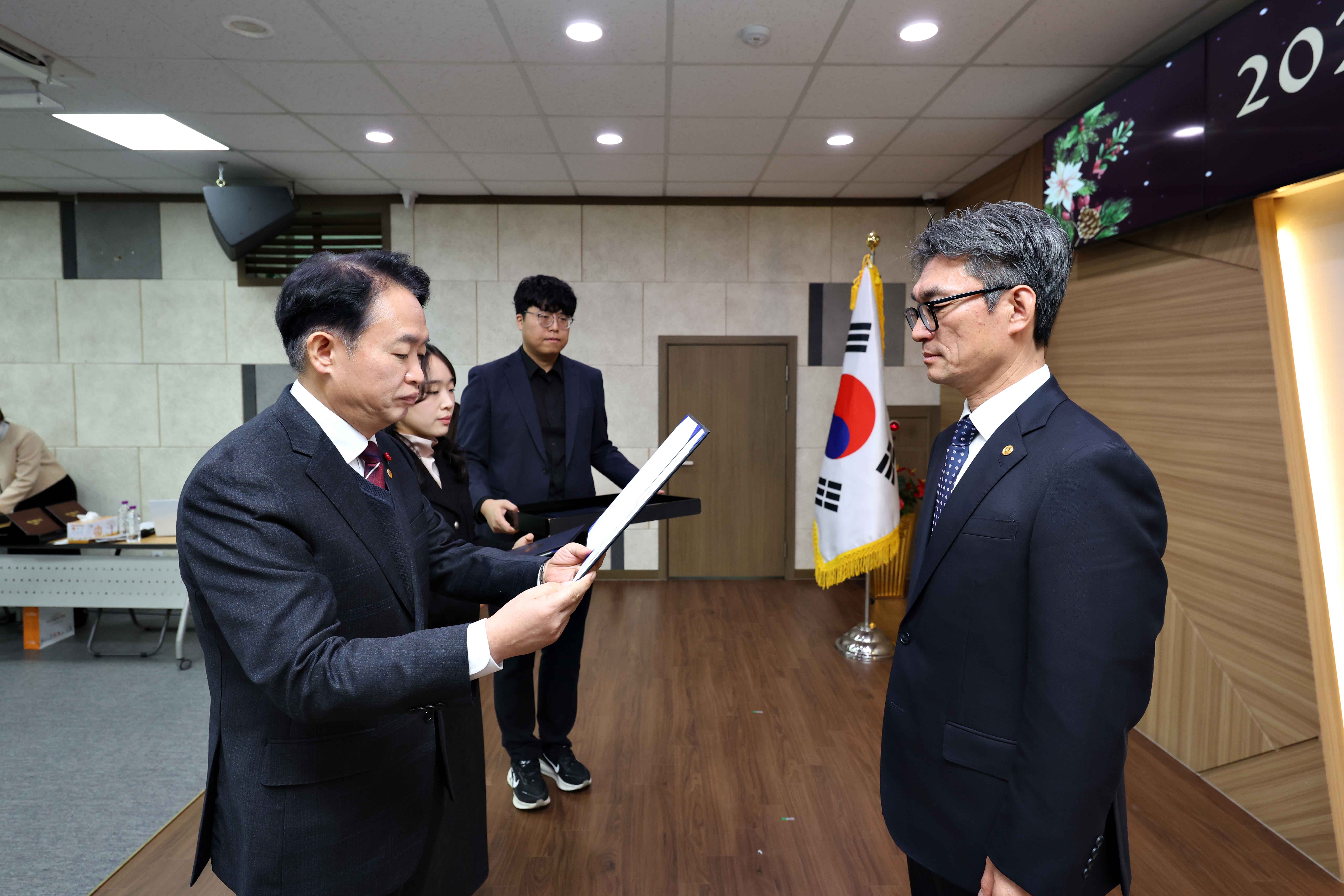 20251224_2025년_하반기_퇴임_공로연수식6.jpg 이미지