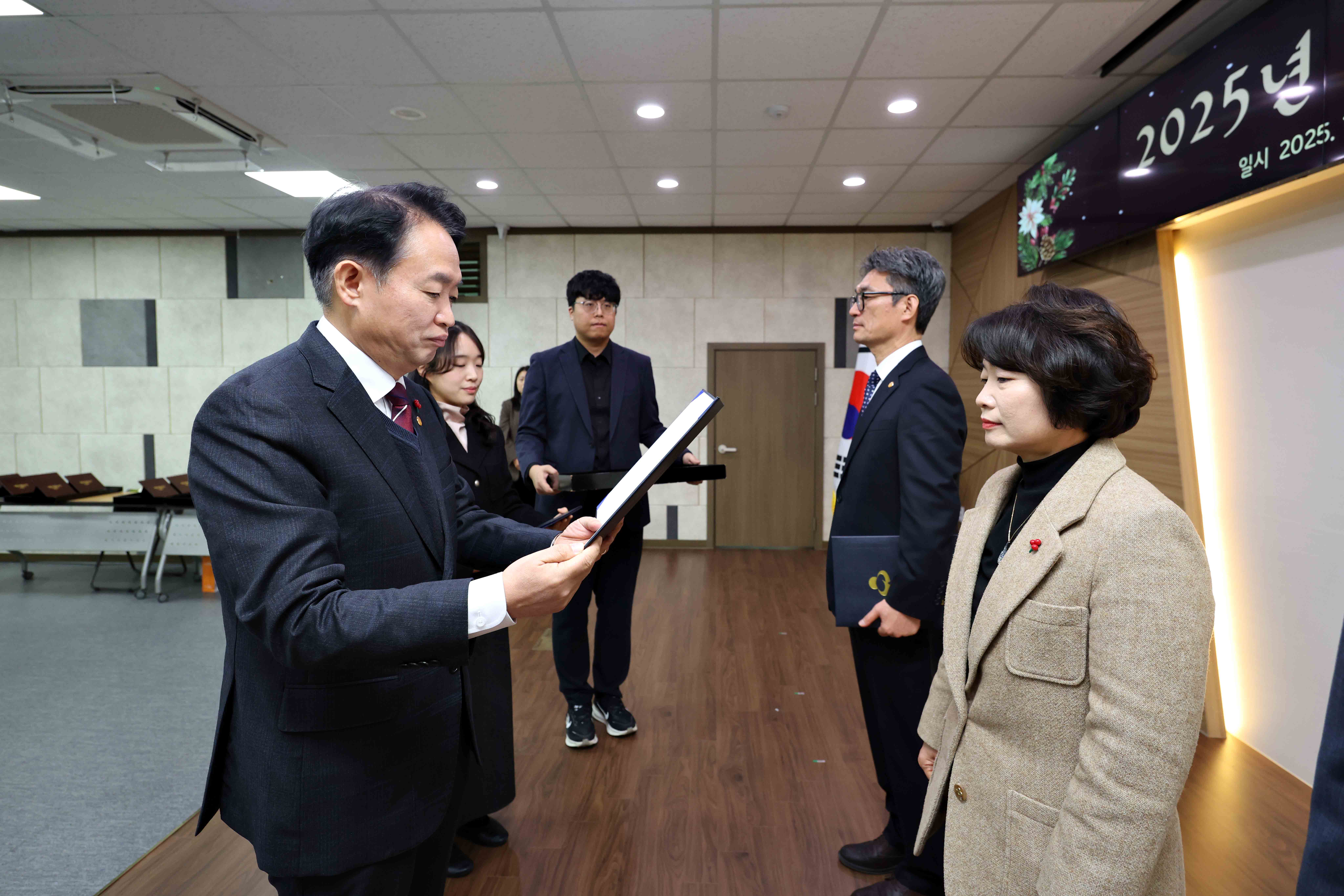 20251224_2025년_하반기_퇴임_공로연수식7.jpg 이미지