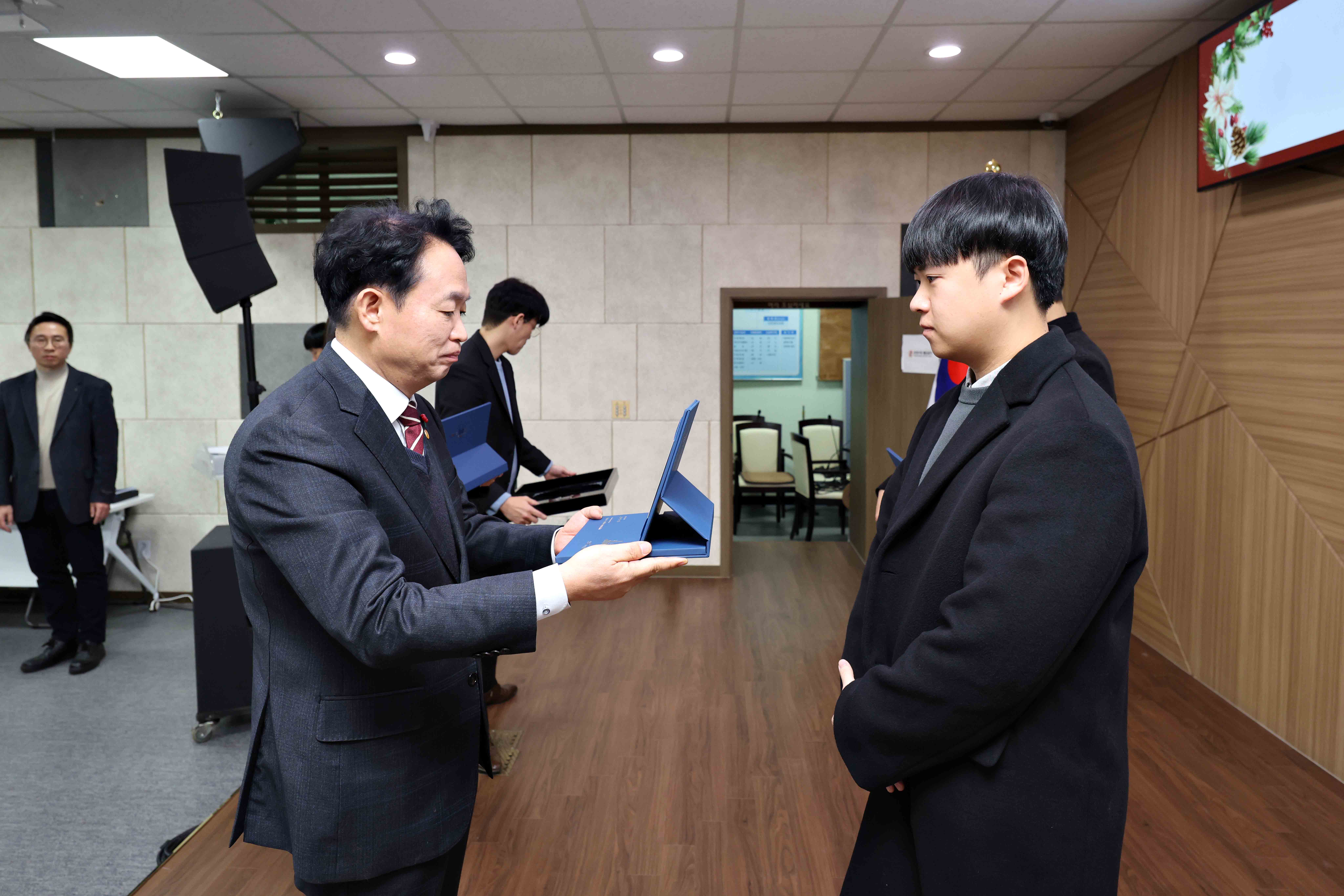 20251231_2025_직원_종무식11.jpg 이미지
