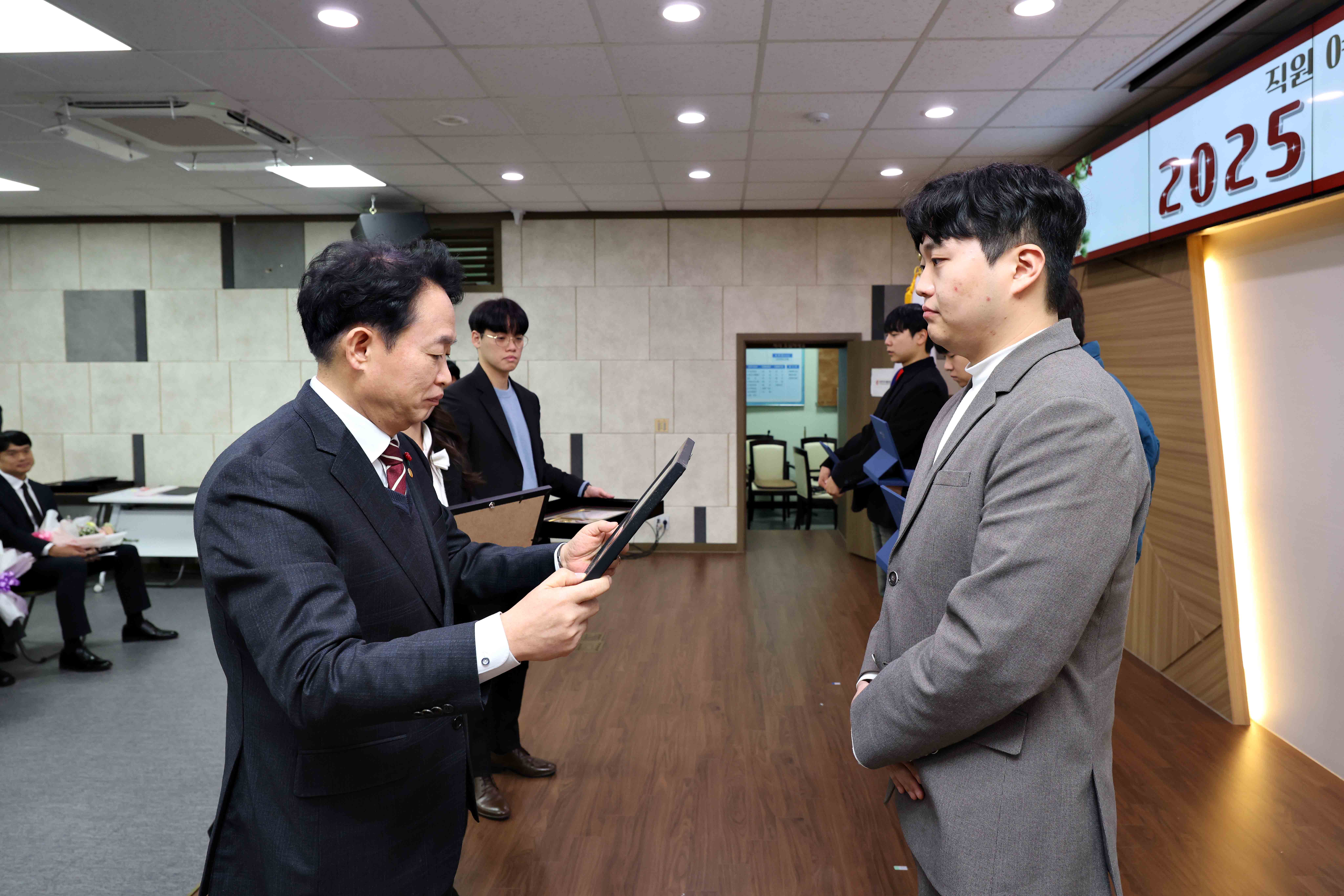 20251231_2025_직원_종무식13.jpg 이미지