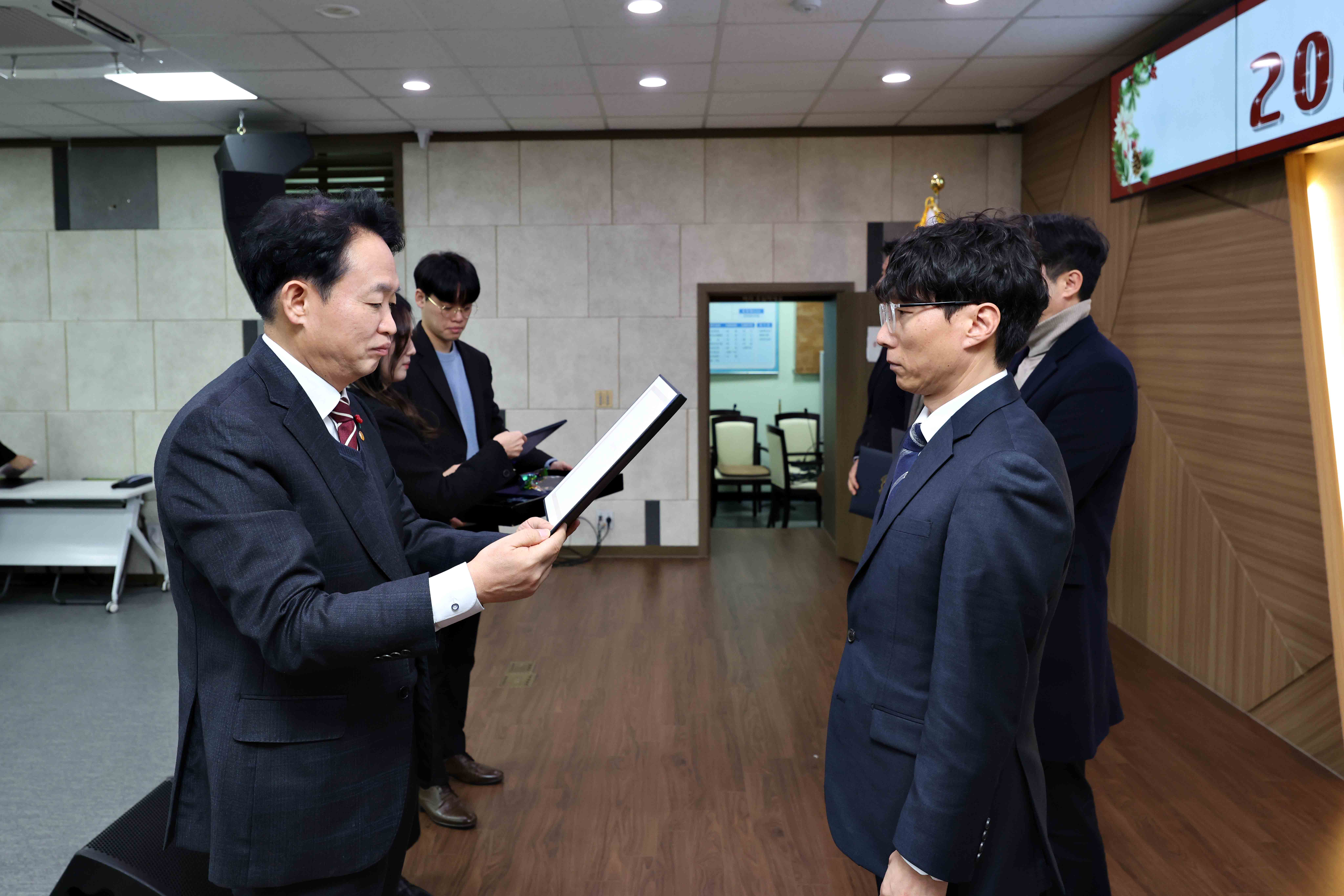 20251231_2025_직원_종무식5.jpg 이미지