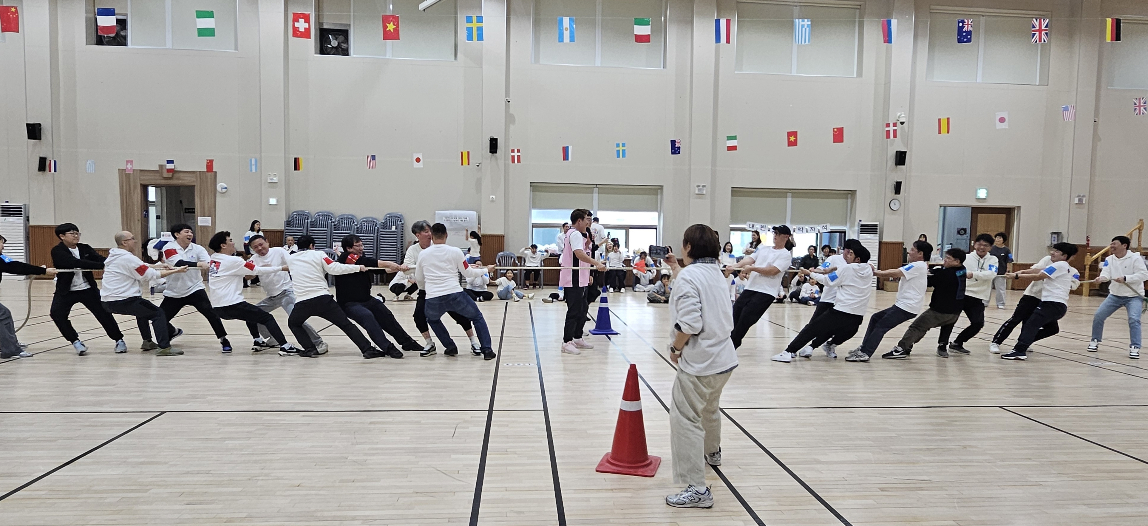 5-1_줄다리기_(1).jpg 이미지