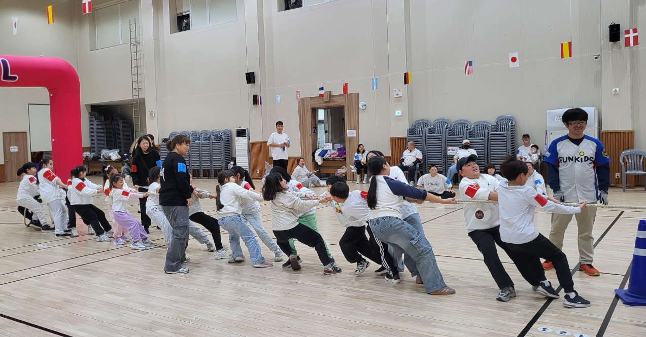 5-3_줄다리기_(3).jpg 이미지
