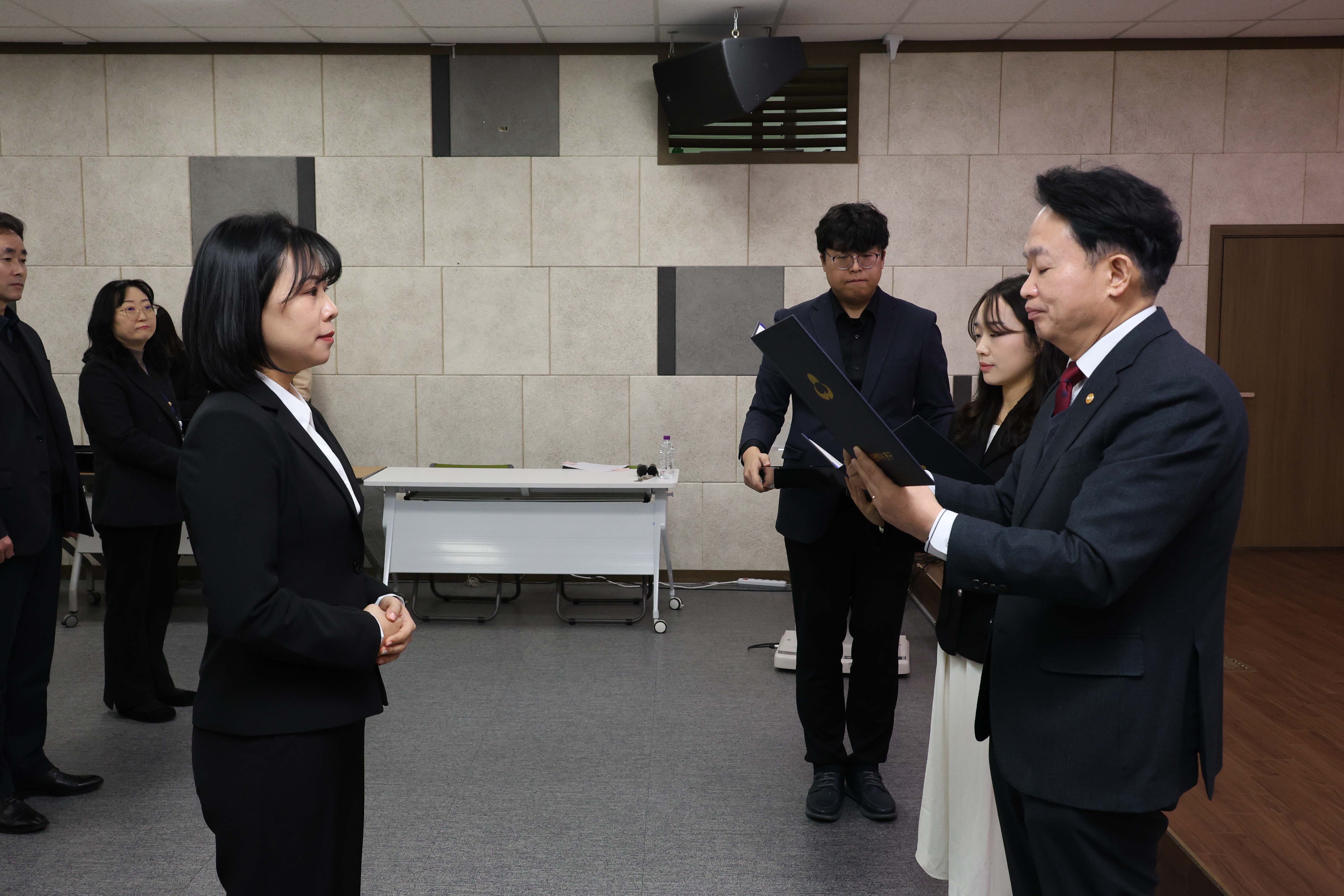20260109_임용장_수여식-14.jpg 이미지