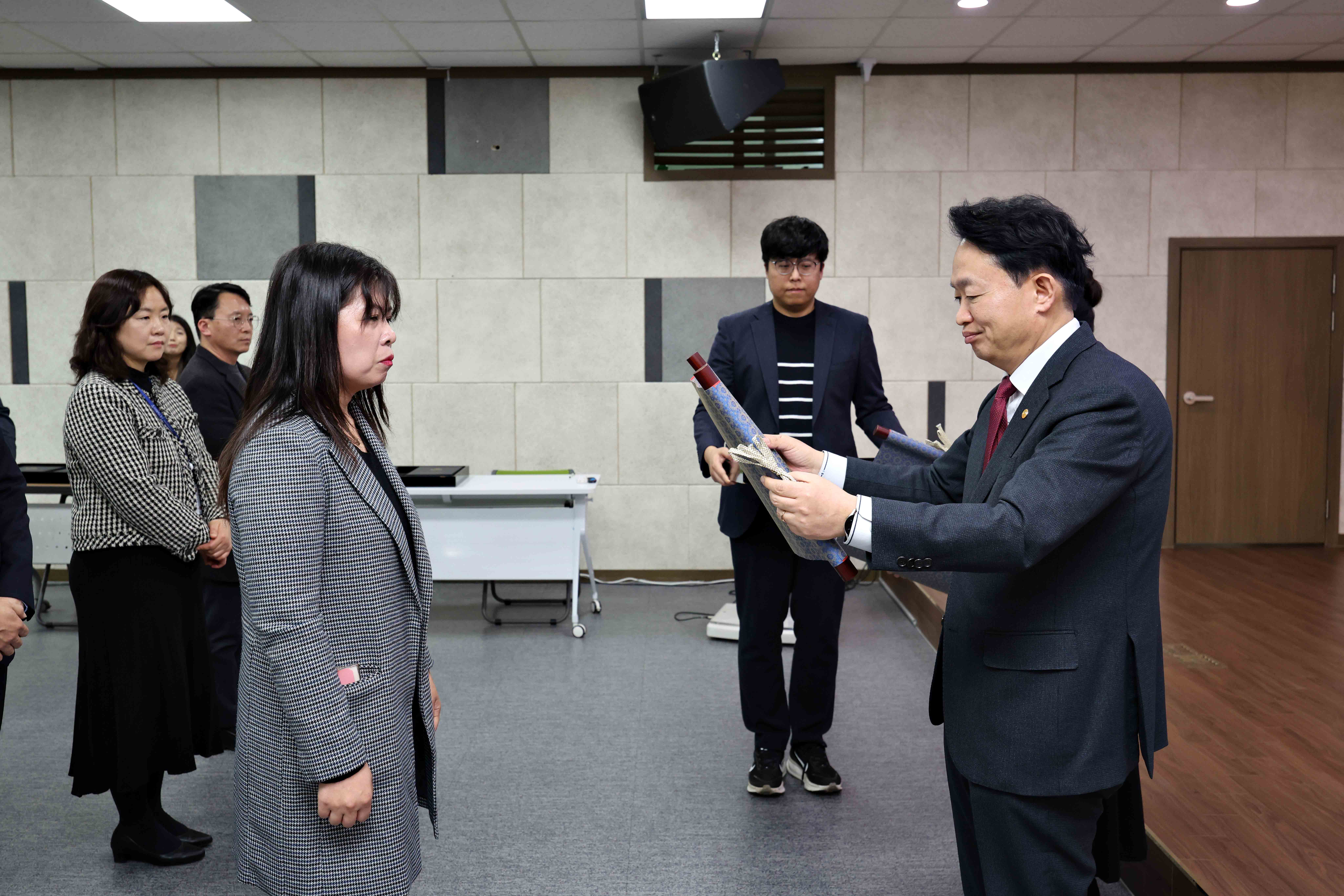 20260303_임용장_수여식9.jpg 이미지