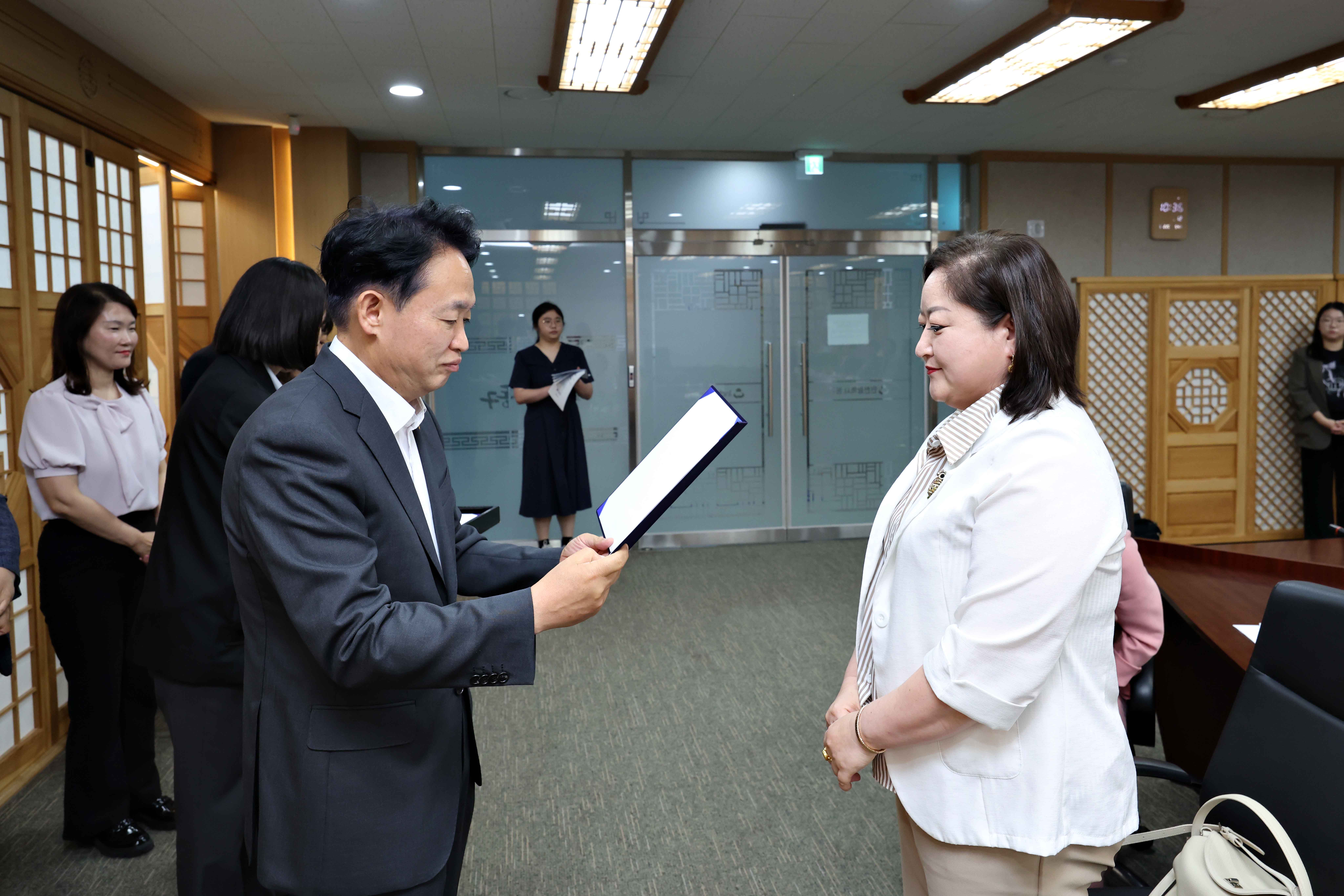 20260612_제물포구_출범_자문위원회_위원_위촉식17.jpg 이미지