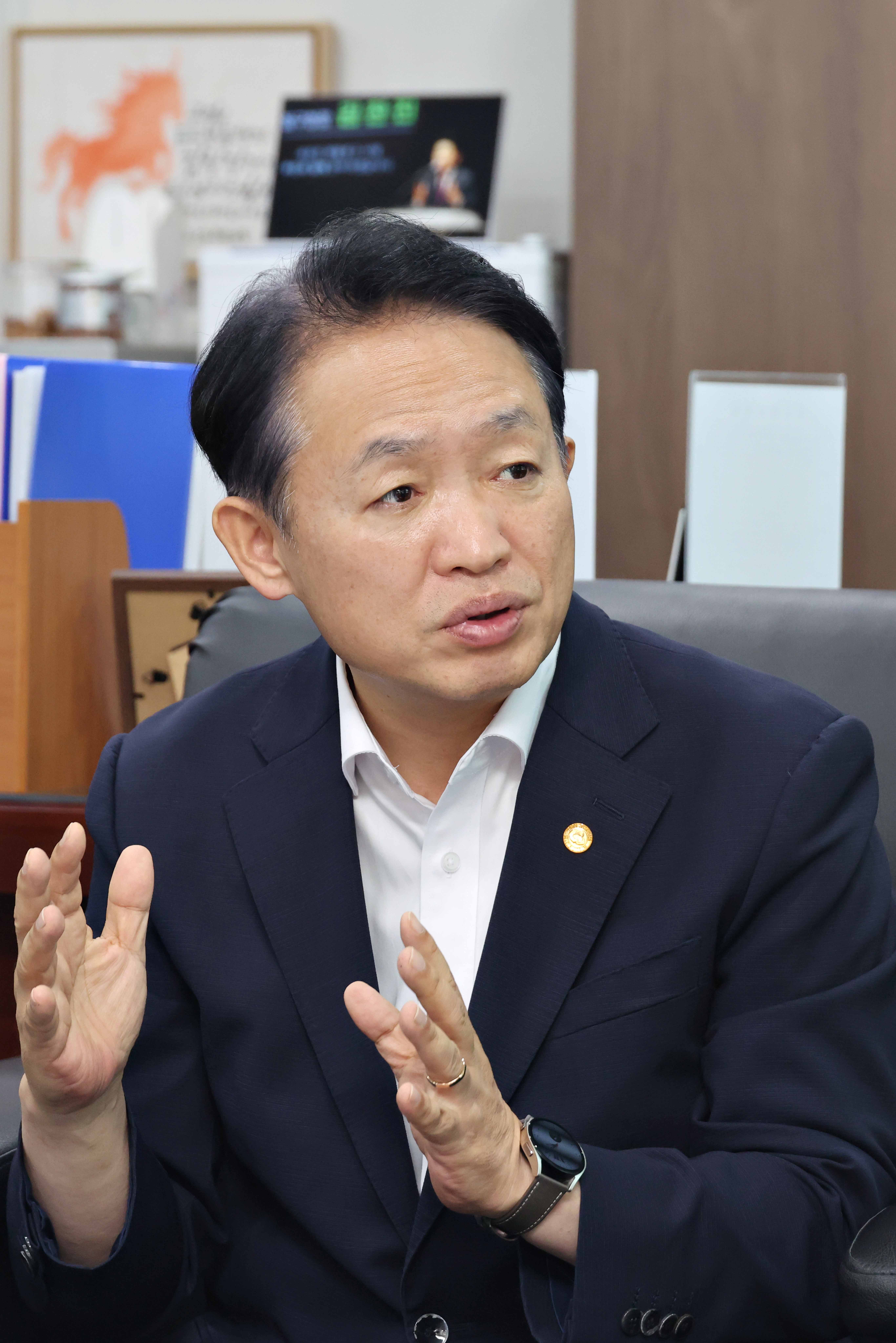 20260625_언론사_인터뷰1_2.jpg 이미지