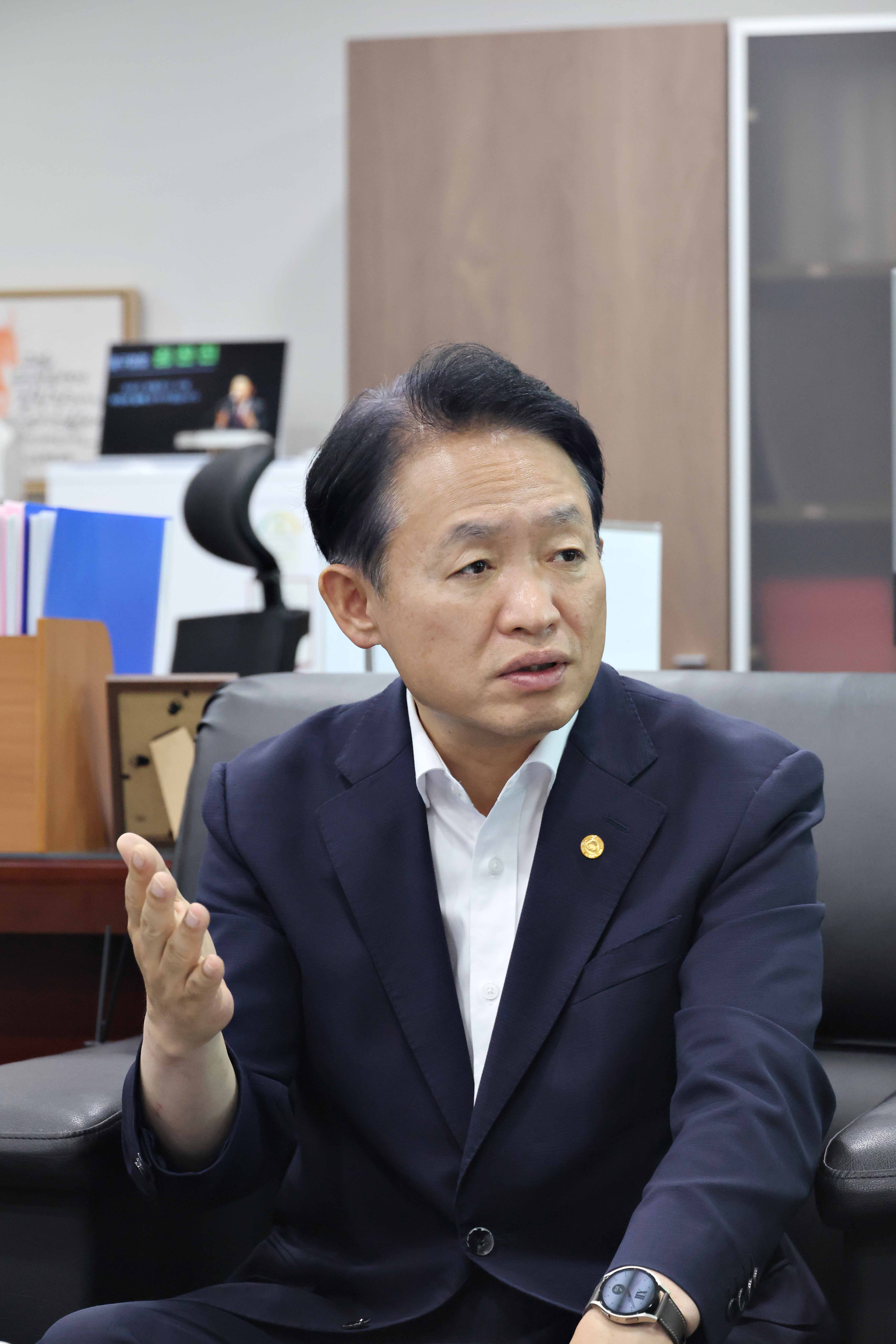 20260625_언론사_인터뷰6.jpg 이미지