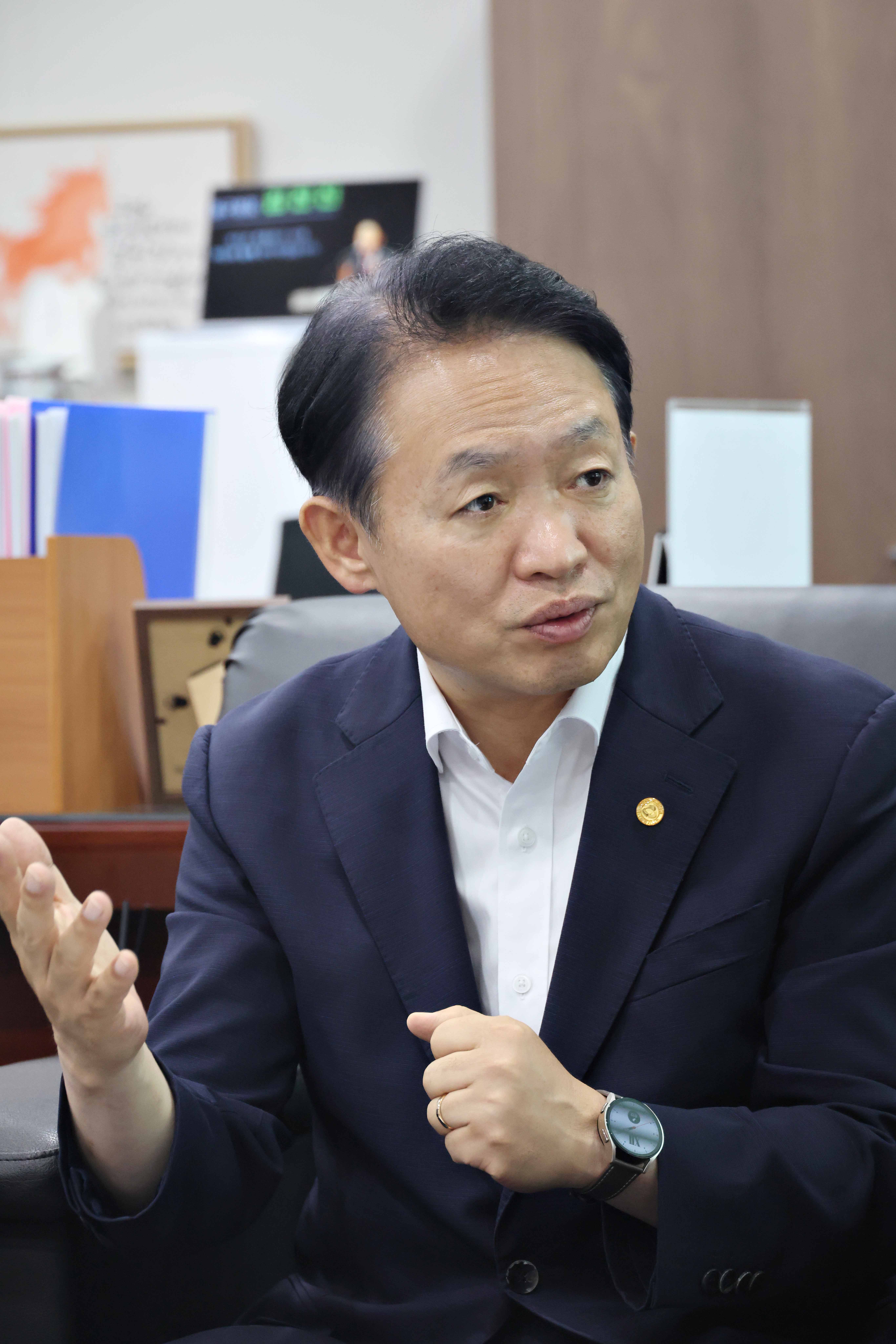 20260625_언론사_인터뷰8.jpg 이미지
