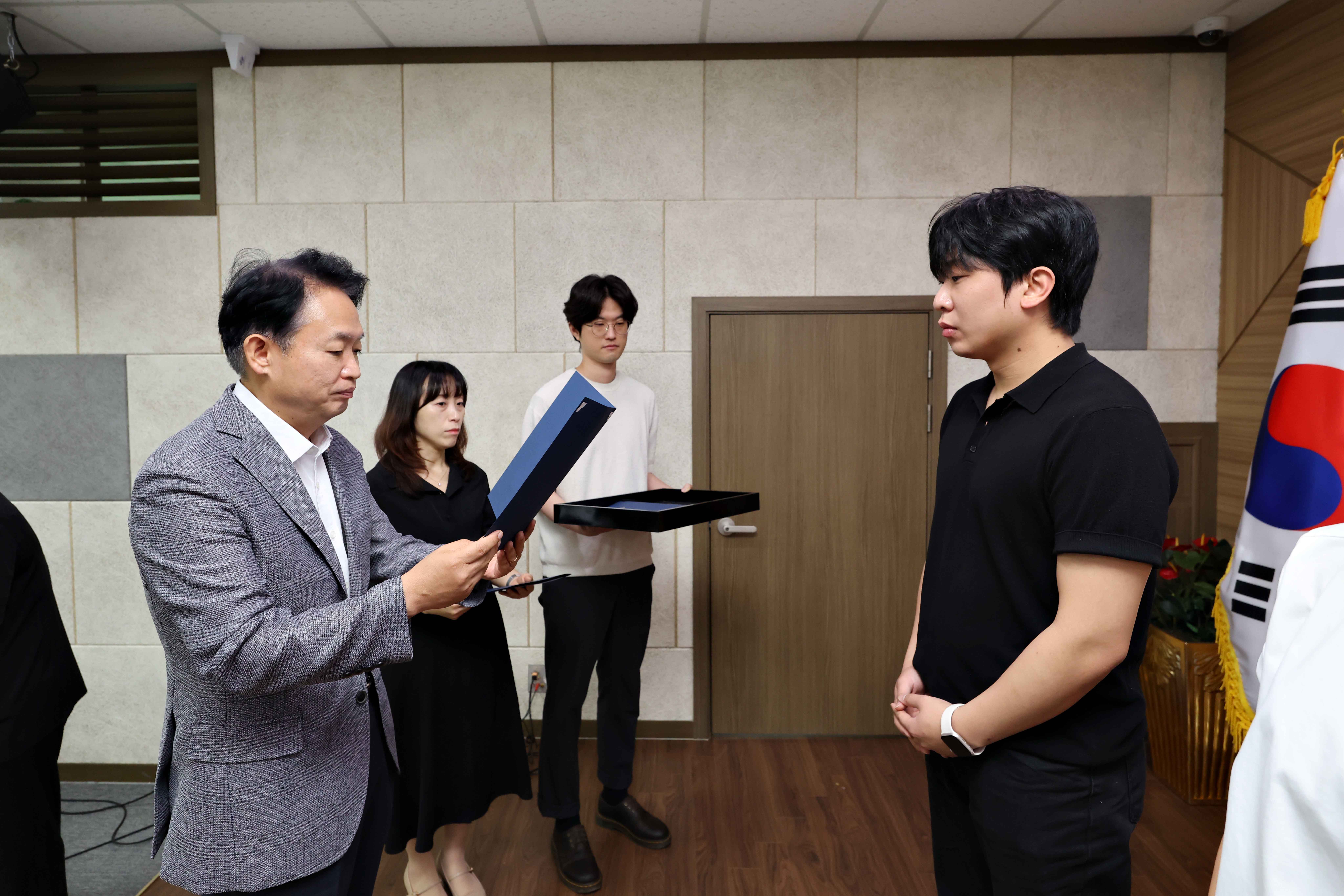 20260629_2026년도_학업우수_장학생_장학증서_수여식4.jpg 이미지