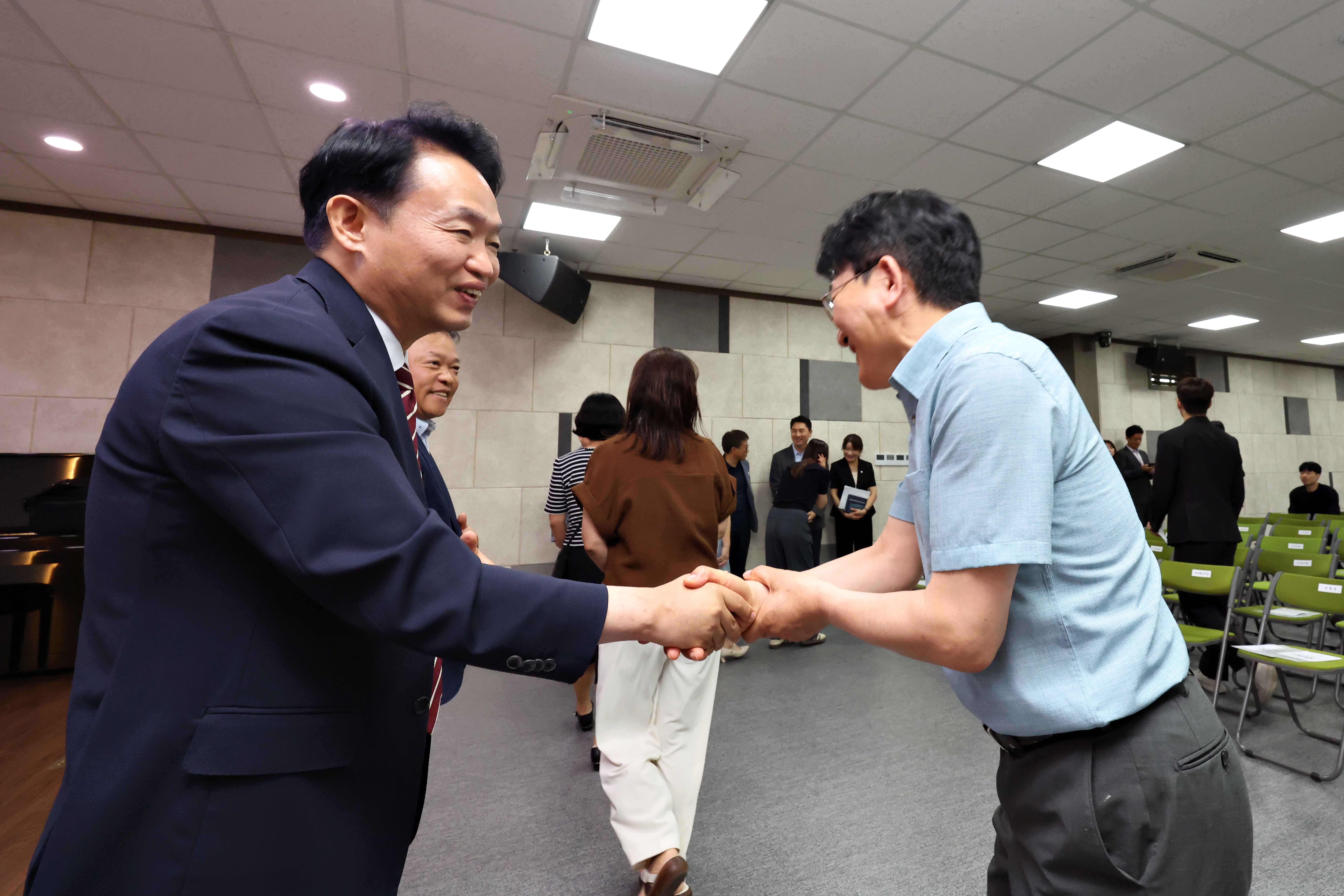20260630_동구청장_이임_및_동구청_종무식19.jpg 이미지