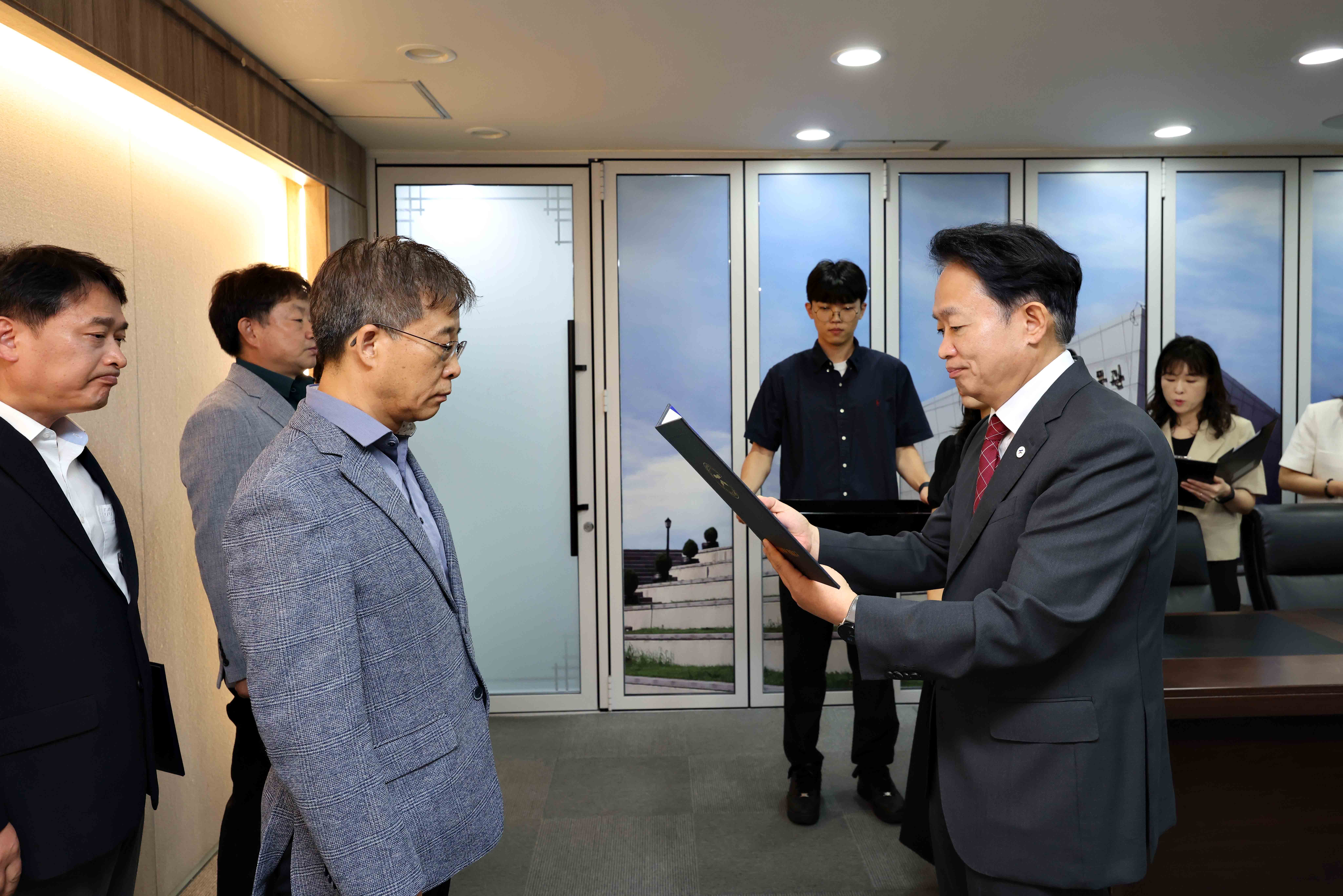 20260720_임용장_수여식6.jpg 이미지