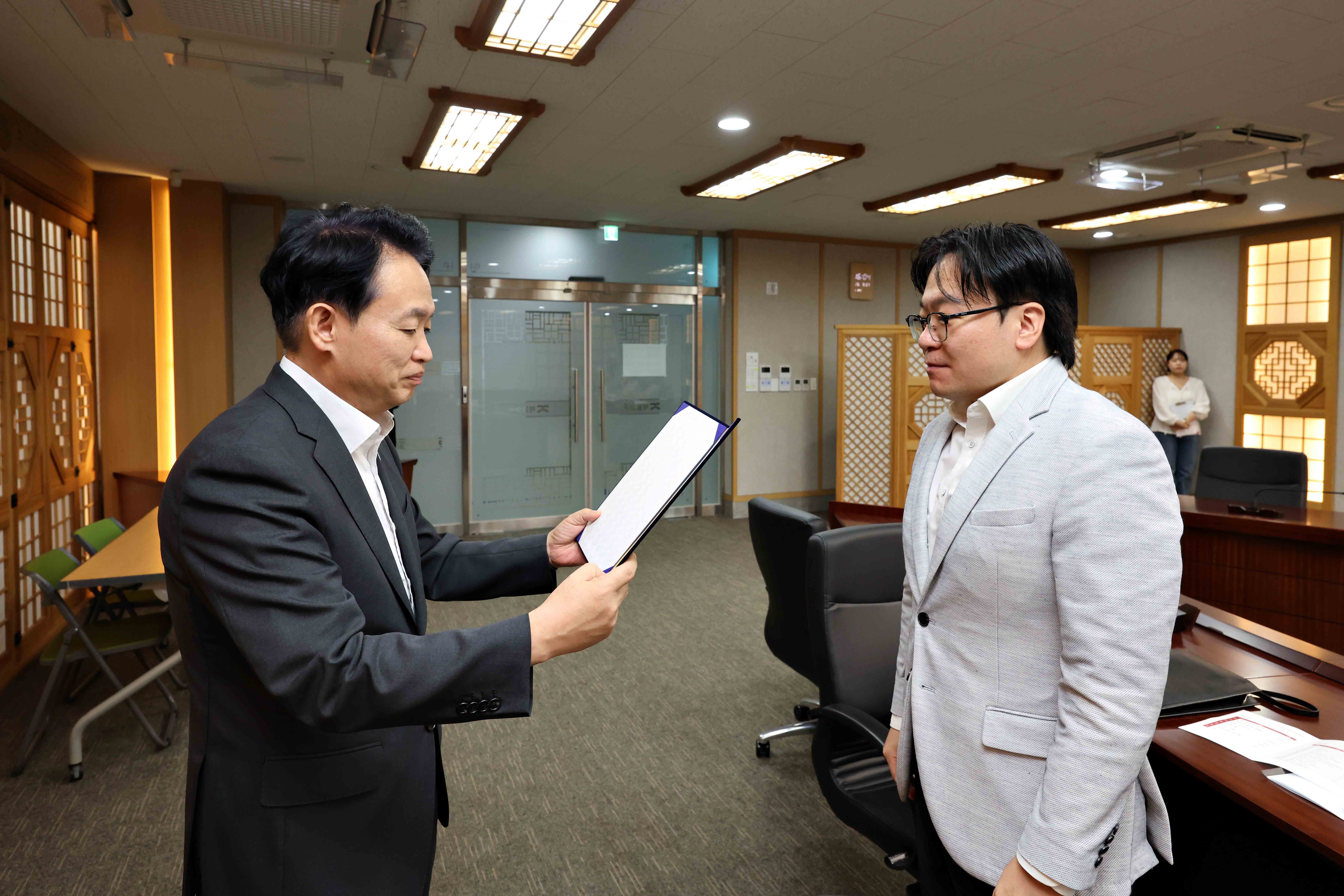 20260907_지방세_심의위원회_위촉식10.jpg 이미지