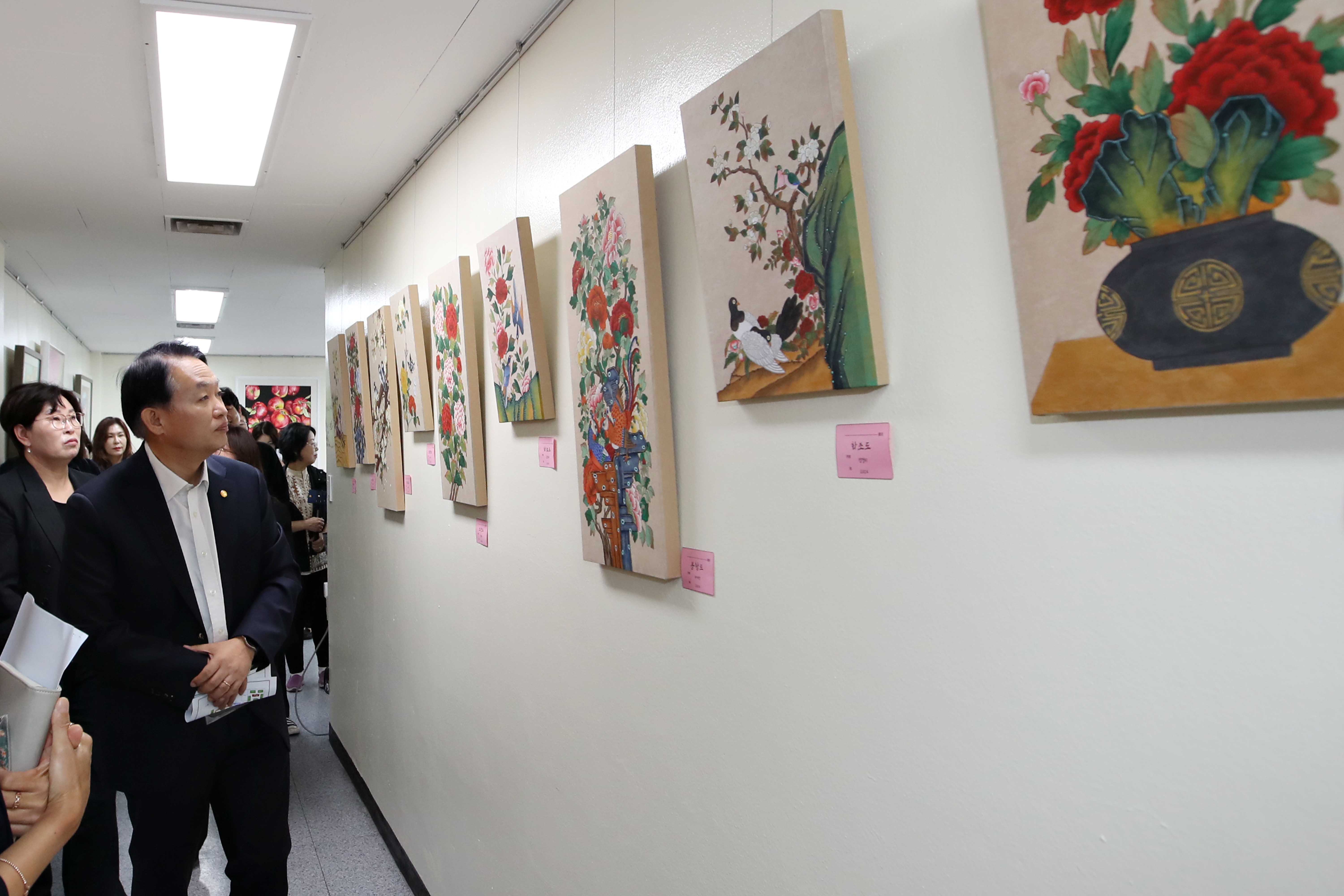 20241011_여성회관_수강생_작품전시회8.jpg 이미지